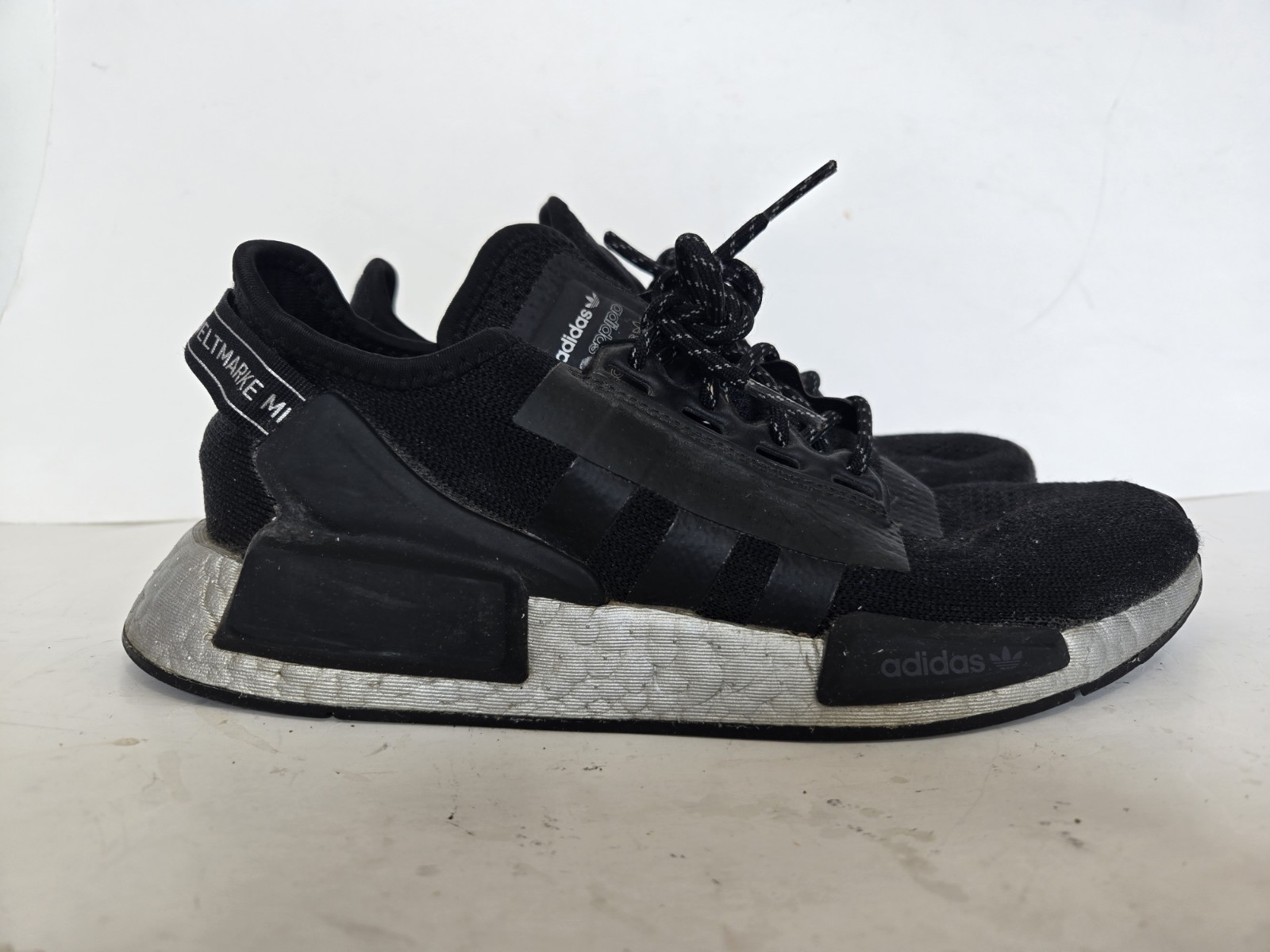 Adidas Shoes Womens Sz 8 NMD R1.V2 Black Silver Running Sneakers Athletic Gym