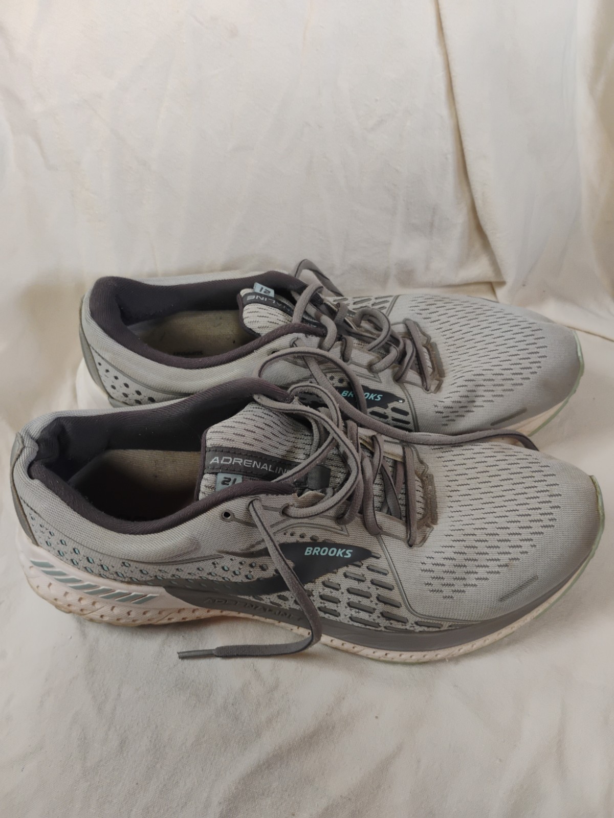 Brooks Adrenaline GTS 21 Running Shoes Sneakers Women’s Sz 13 (1203292A061) 2A