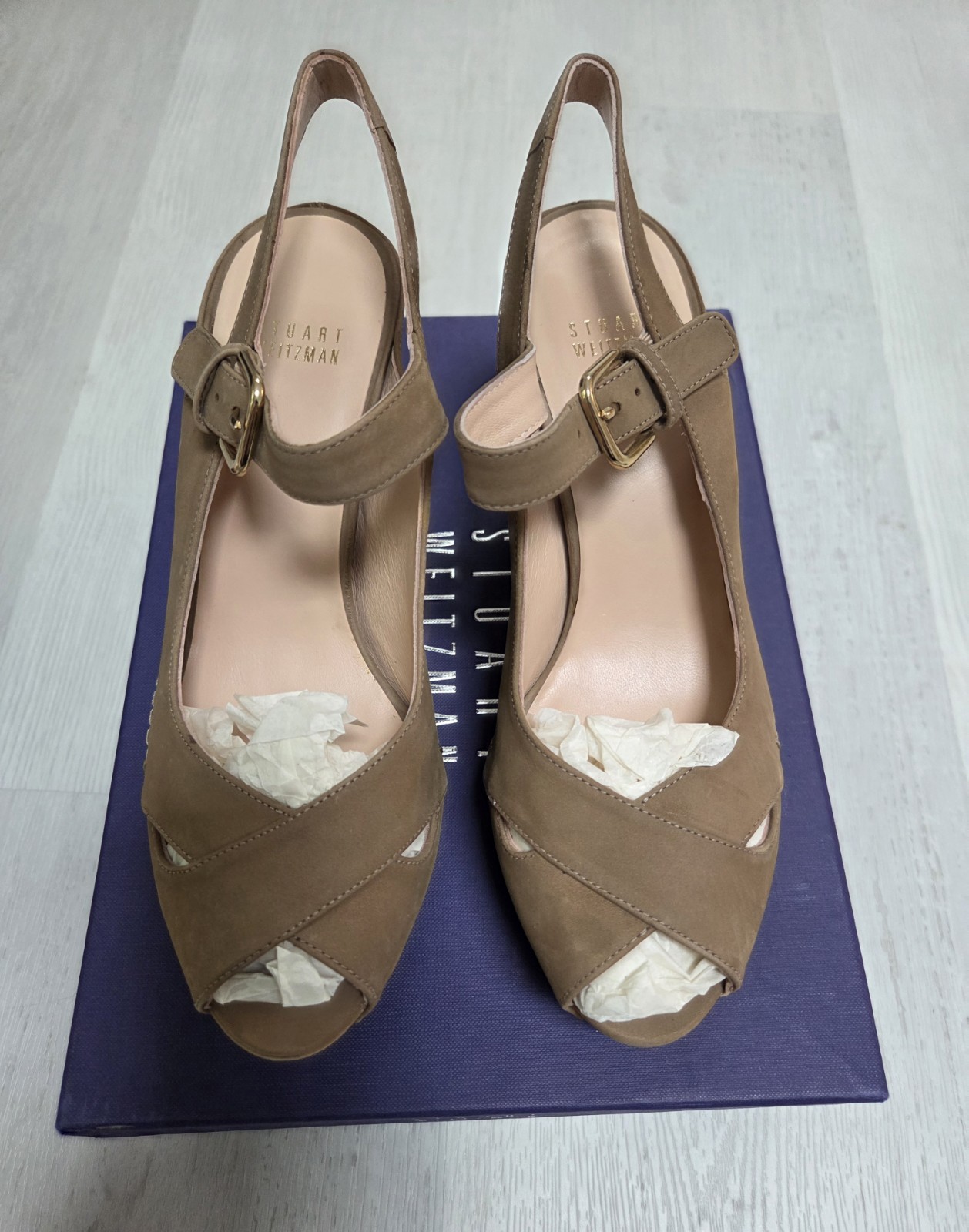 NWB Stuart Weitzman Turnover Slingback Beige Size 8