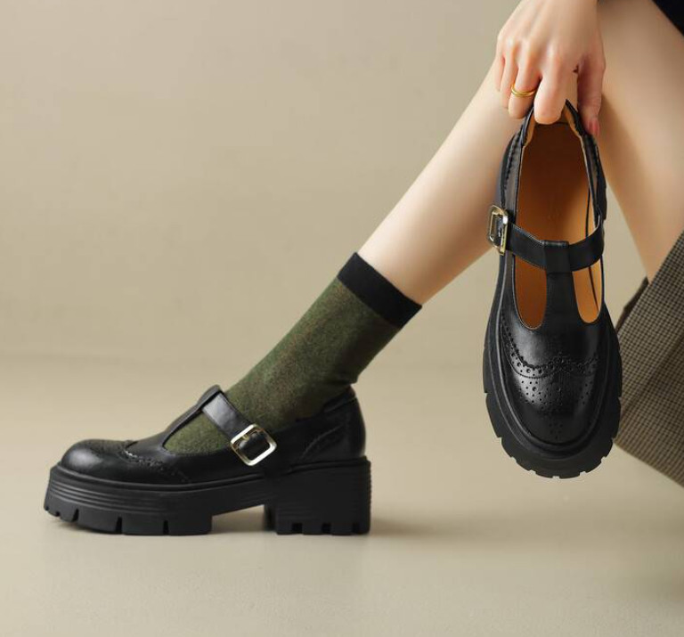 Women’s Leather Platform Mary Jane Thick Sole Dress Preppy Casual Carved Shoes
