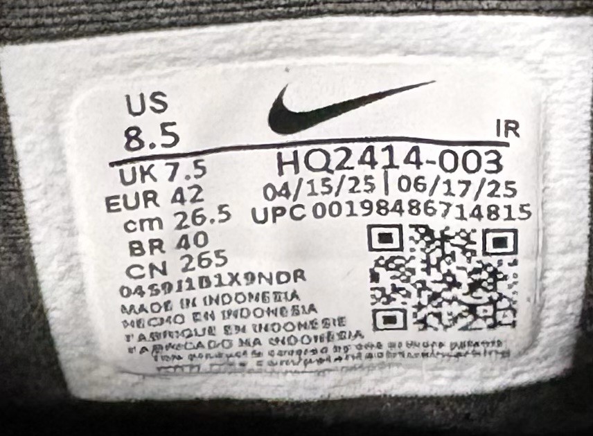 US Men’s 8.5/Women’s 10 – Nike Revolution 8 EasyOn «Anthracite» HQ2414-003