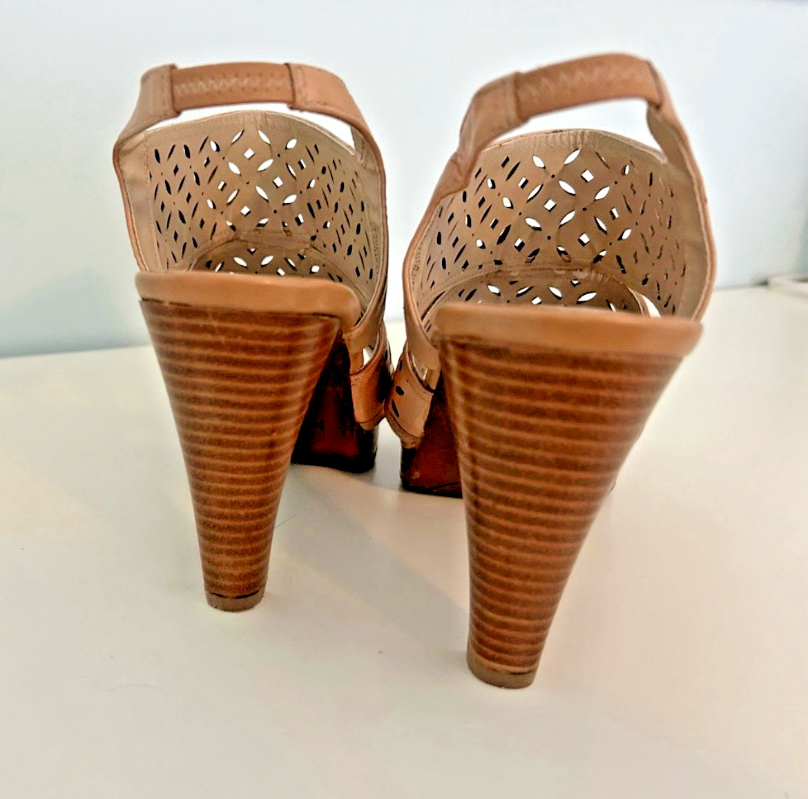 Adrienne Vittadini tan block heeled three strap sandals with cut outs. Size 10