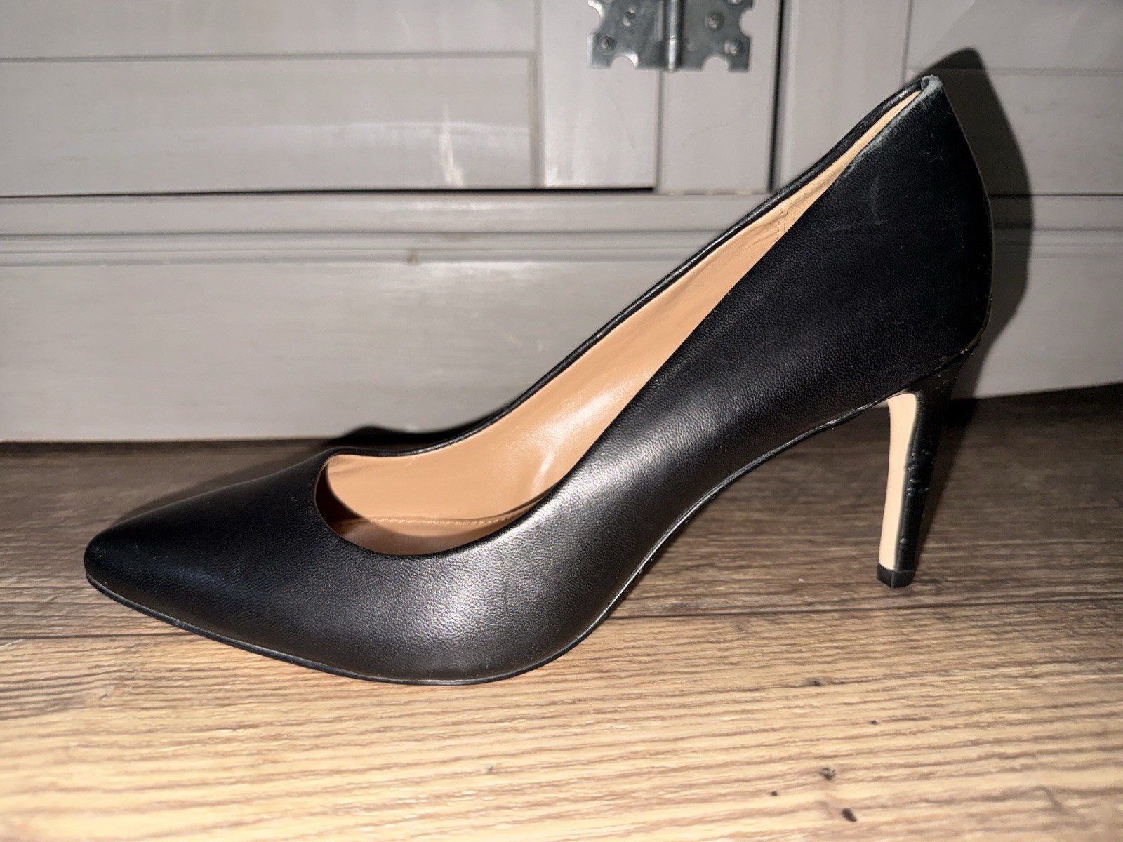 Calvin Klein Womens Black Leather Slip On Stiletto Pump Heels Size US 7.5