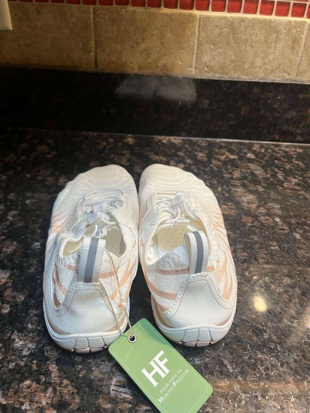 Hike Footwear Lorax Pro Barefoot Shoe Healthy Non-Slip Unisex EU 36 Women’s 6.
