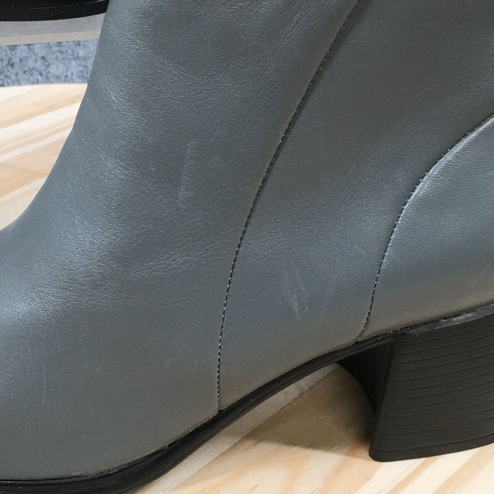 White Mountain Fairchild Boots Womens 8.5 M Ankle Bootie Block Leather Gray NEW