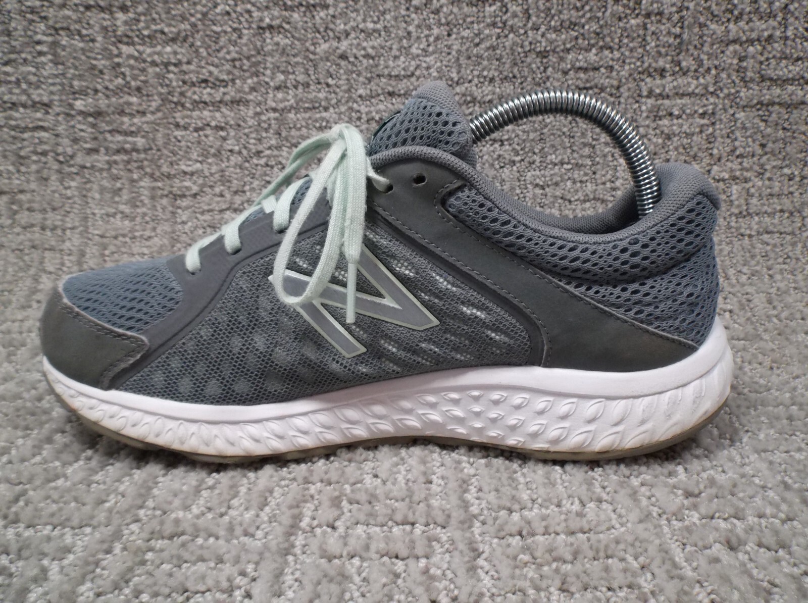 New Balance 420v4 Comfort Ride Sneakers Womens Size 10 Gray Mint W420LG4
