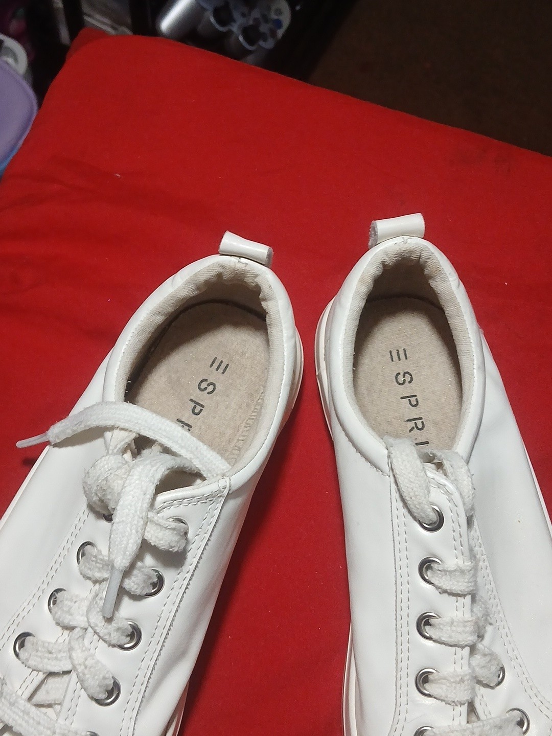 IEspirit Faux Leather White Sneakers. Size 8