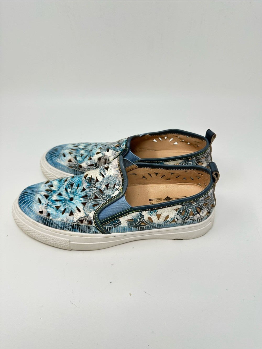 L’Artiste By Spring Step Denofeden Women’s Sneakers Size 8.5-9