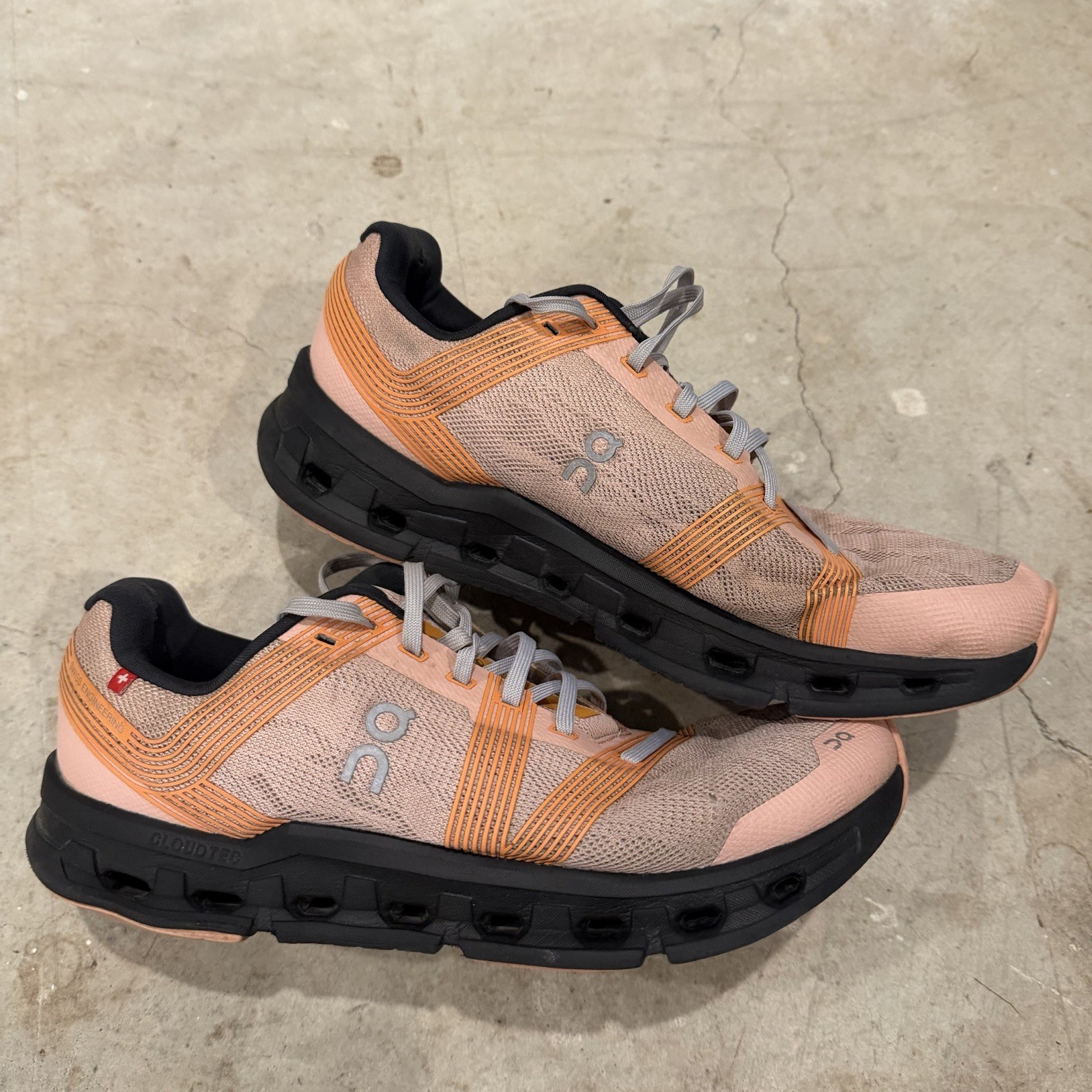 On Cloudgo Womens 10 Rose Magnet Cloudtec Running Shoes 55.98622 *NO INSOLES*