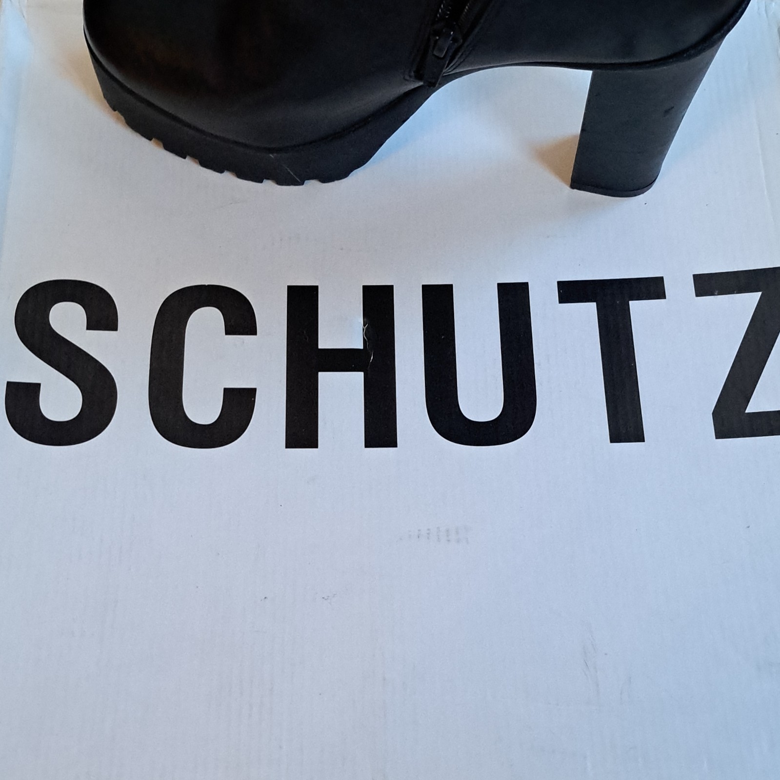 Schutz Neva Black Leather Platform Lug Sole Zip Ankle Bootie US 8B EU38