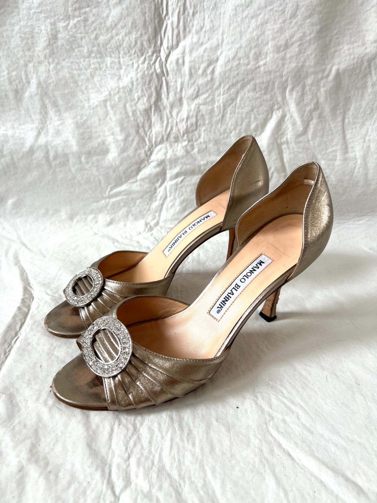 Manolo Blahnik high heels Sedaraby 37 7 metallic gold d’orsay peep toe shoes
