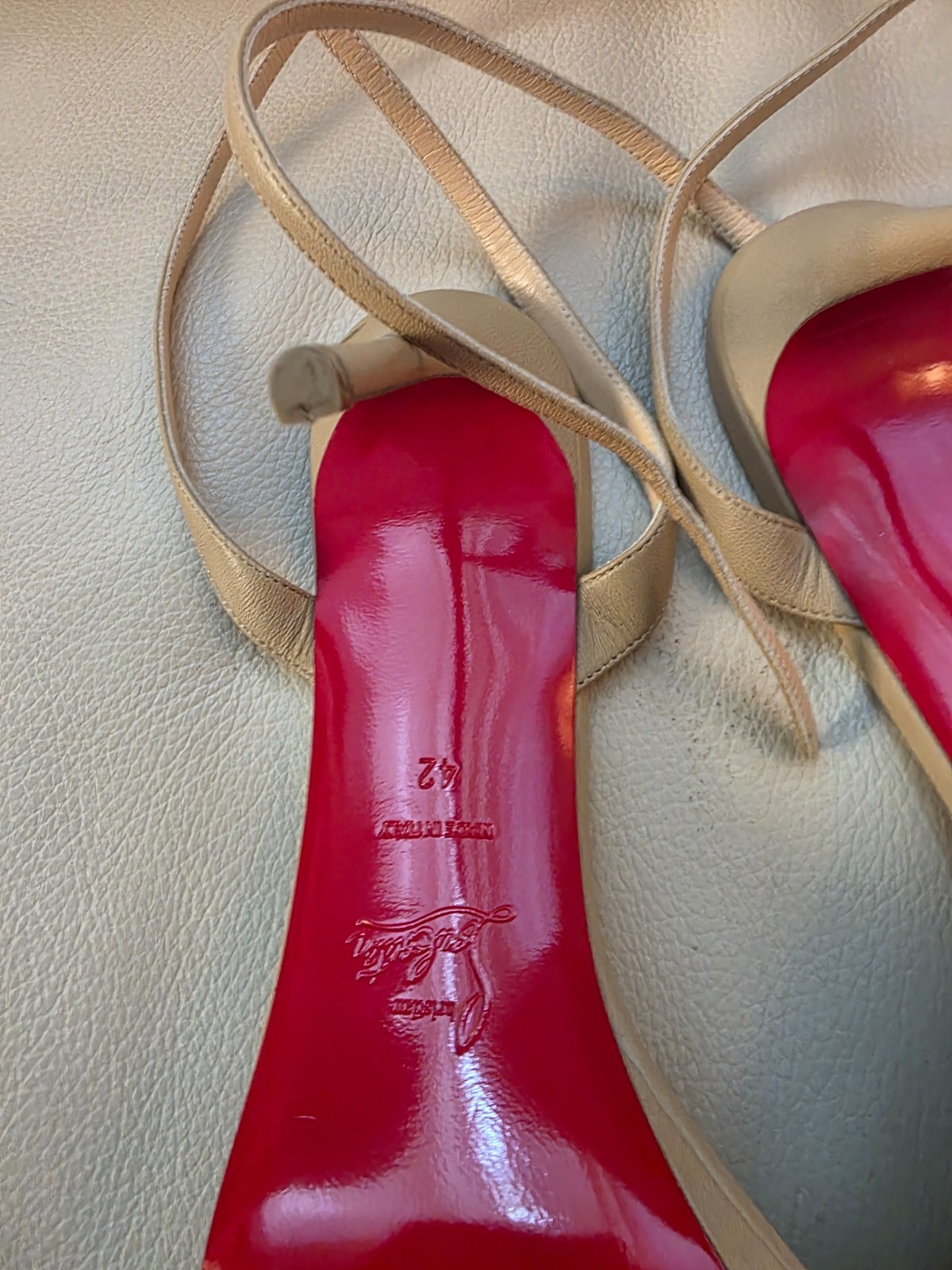 Christian Louboutin Loubi Queen 100 Leather Sandal Women’s SZ. 42