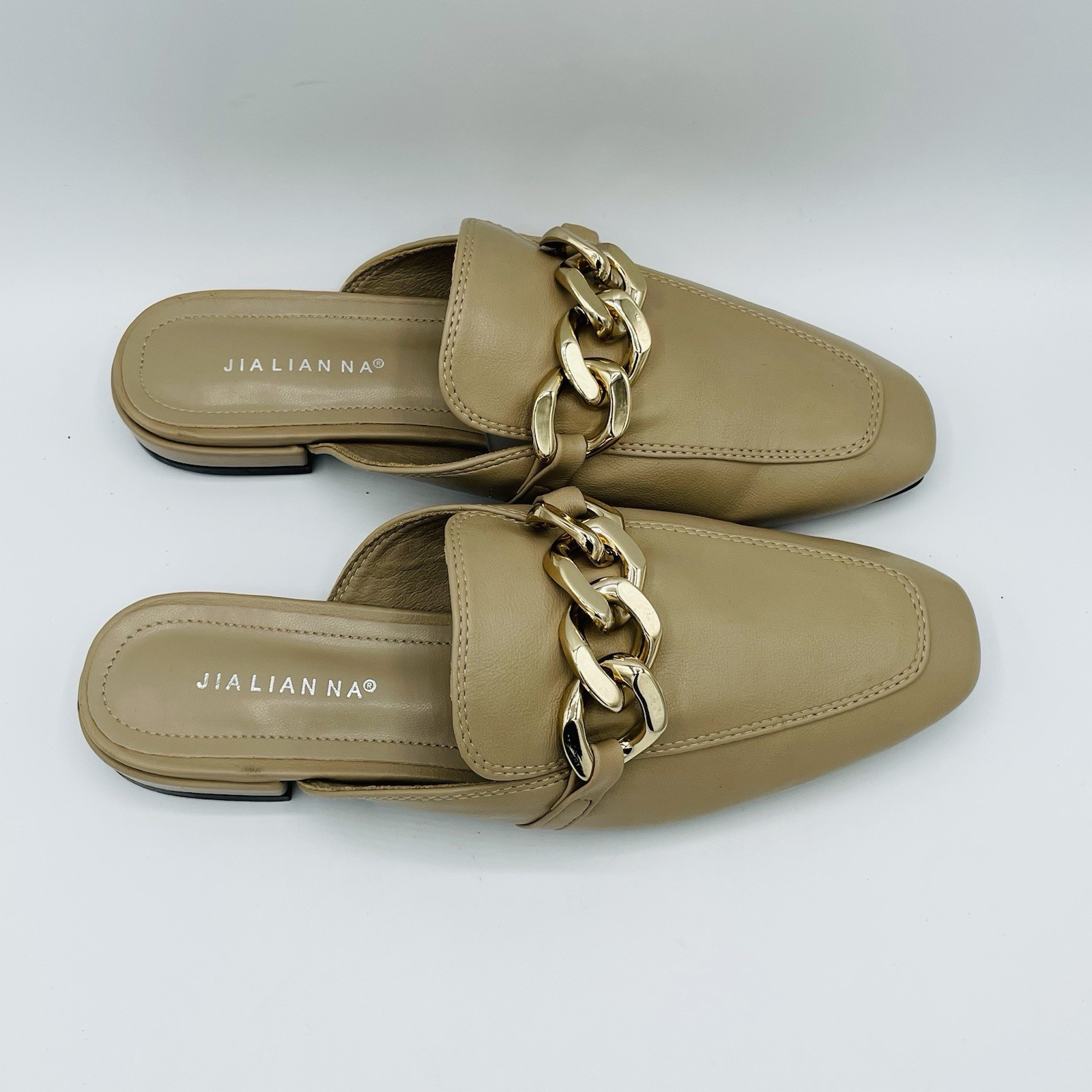 JiaLianNa Shoes Womens Size 7.5 Beige Brown Comfort Mules Heels Gold Chain Slip