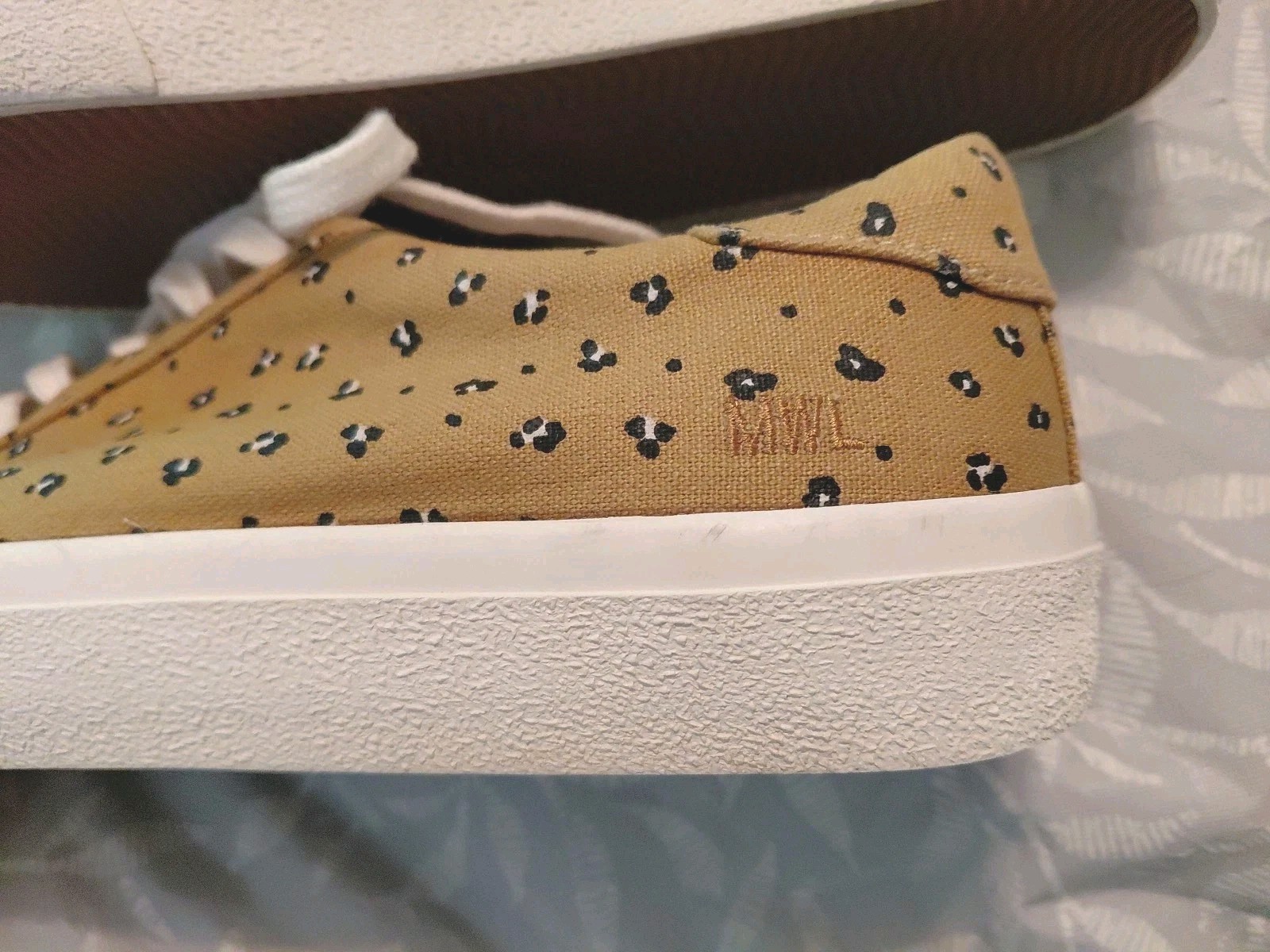 MWL /Madewell Sidewalk Low Top Sneakers Mini Leopard Print Size 6.5, Excellent