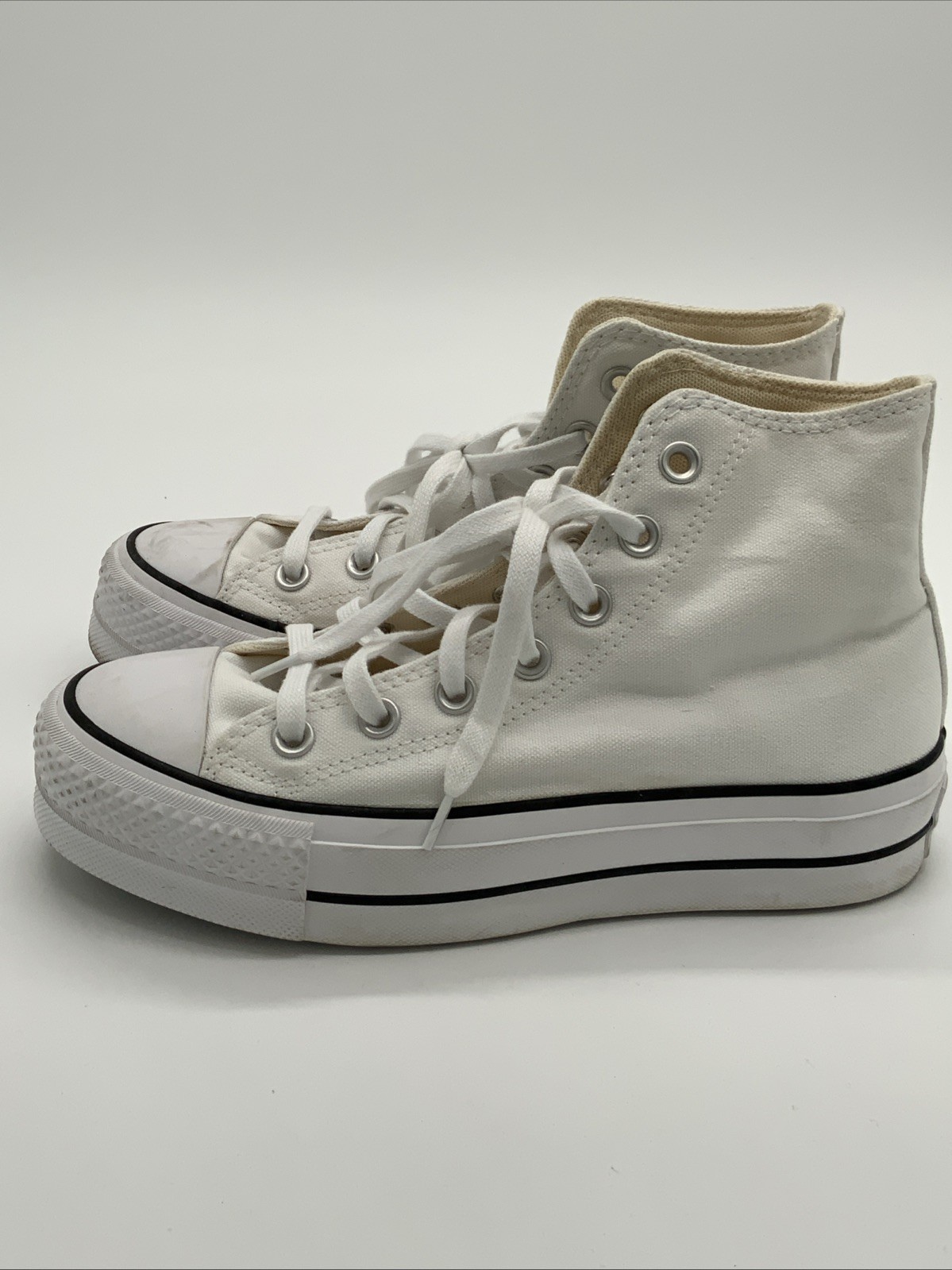 Converse CTAS Lift Hi Platform Canvas Women Size 6 White Used 560846C