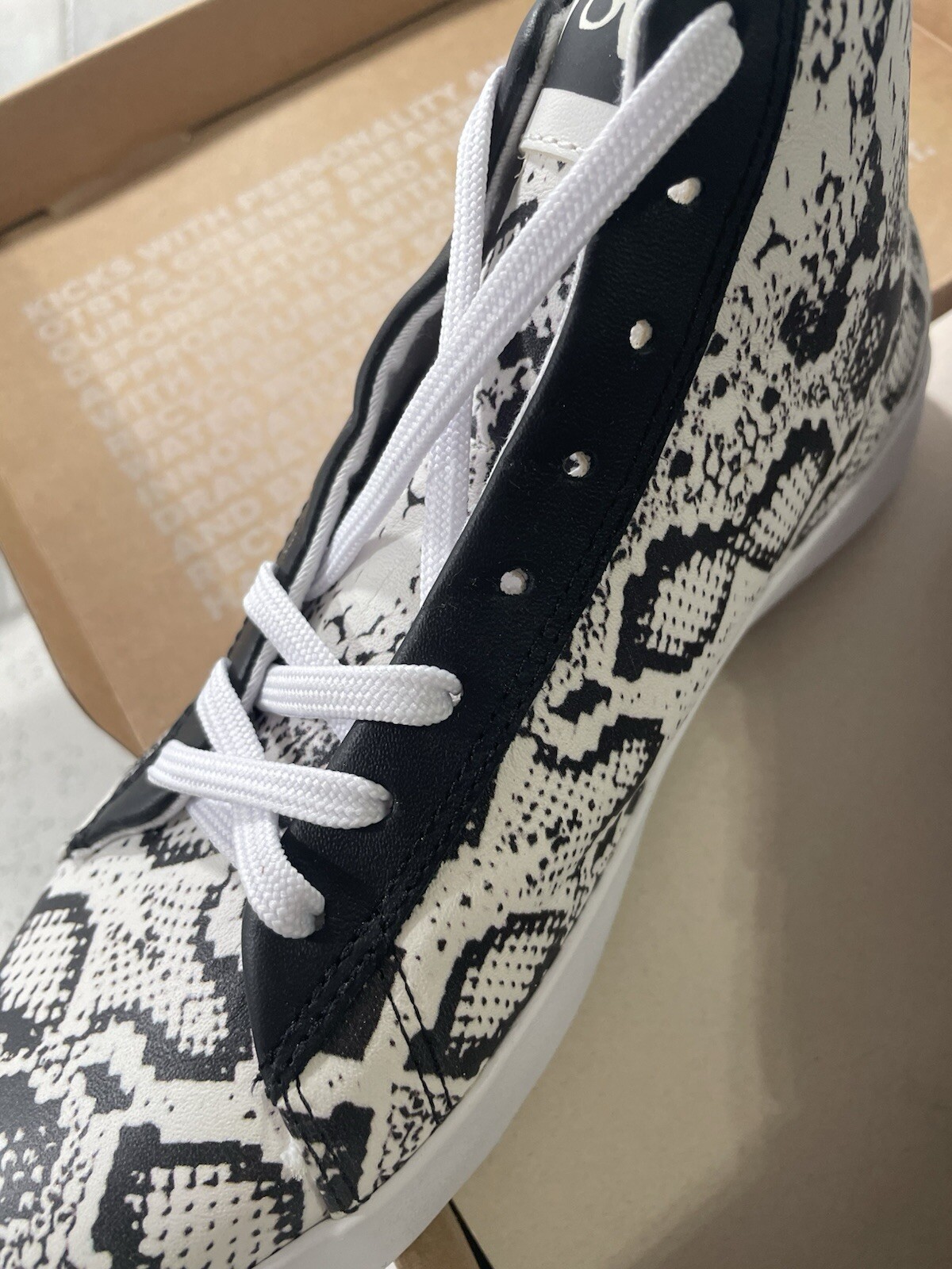 OTBT Leather Woman’s Size 6.5 High Top Snakeskin Sneakers NEW Recycled Materials
