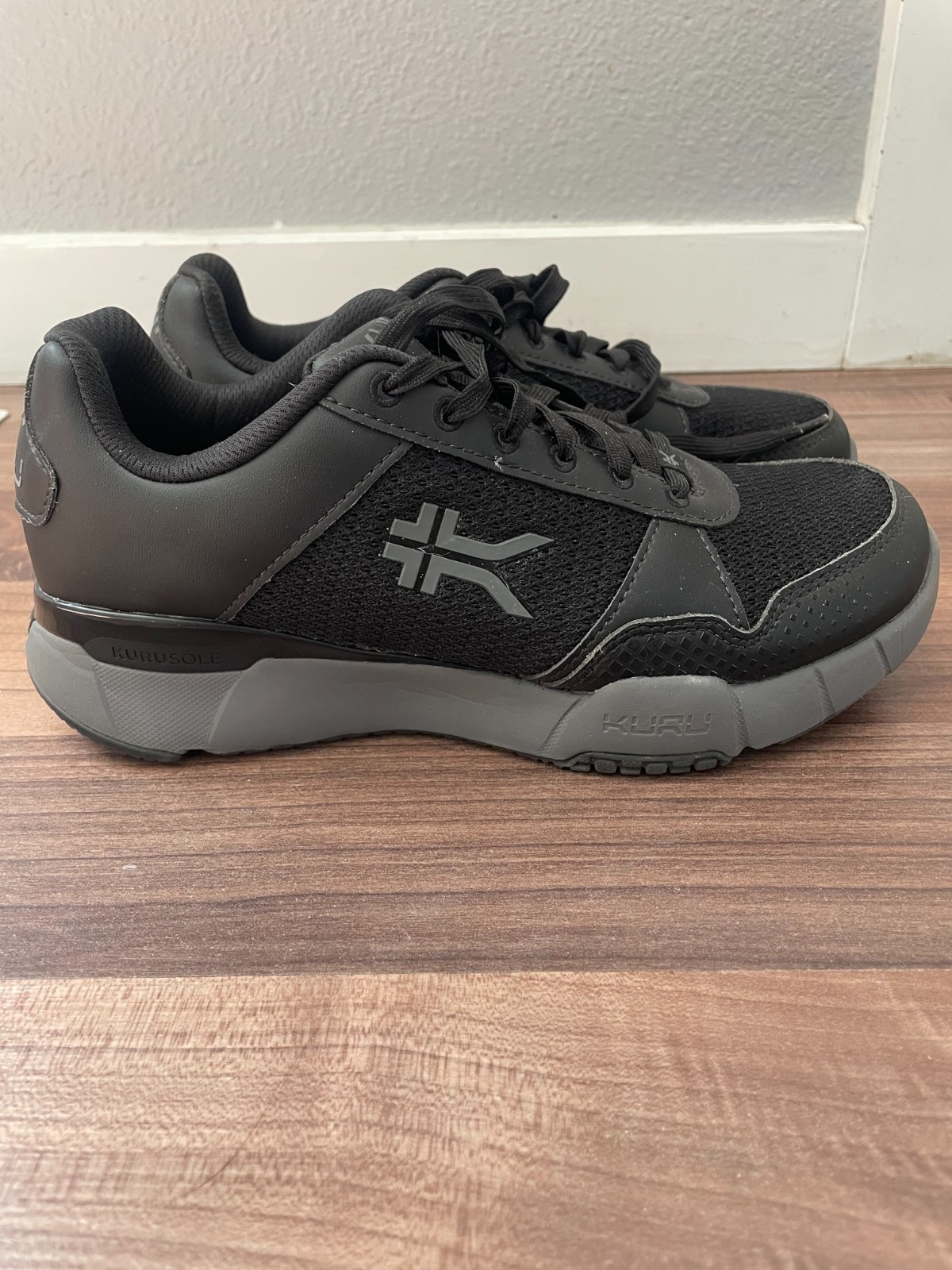 Kuru Quantum 2 shoes for women size 9