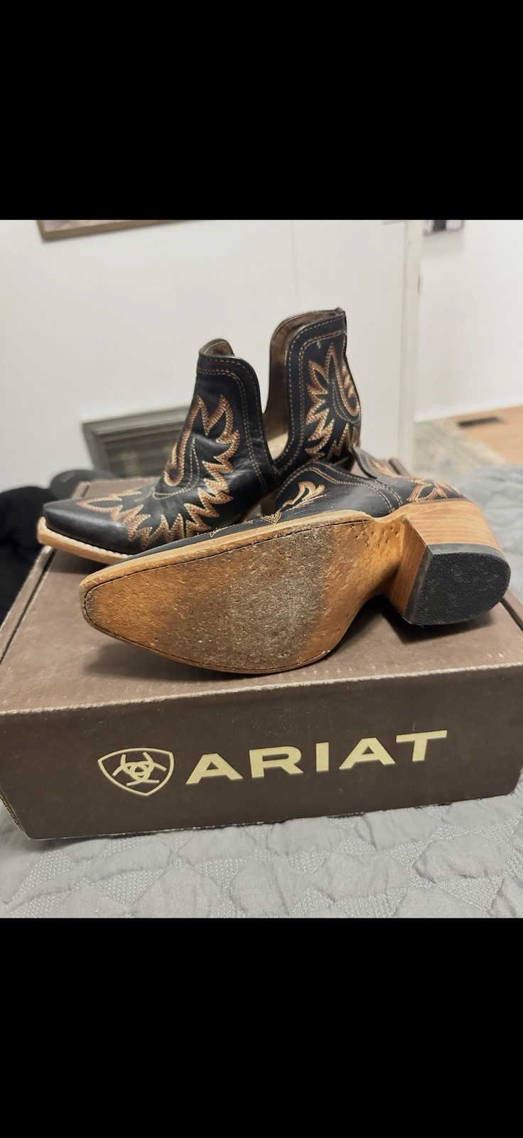 Ariat Dixon Western Bootie Brooklyn Black & Brown Leather Ankle Boots Size 6B