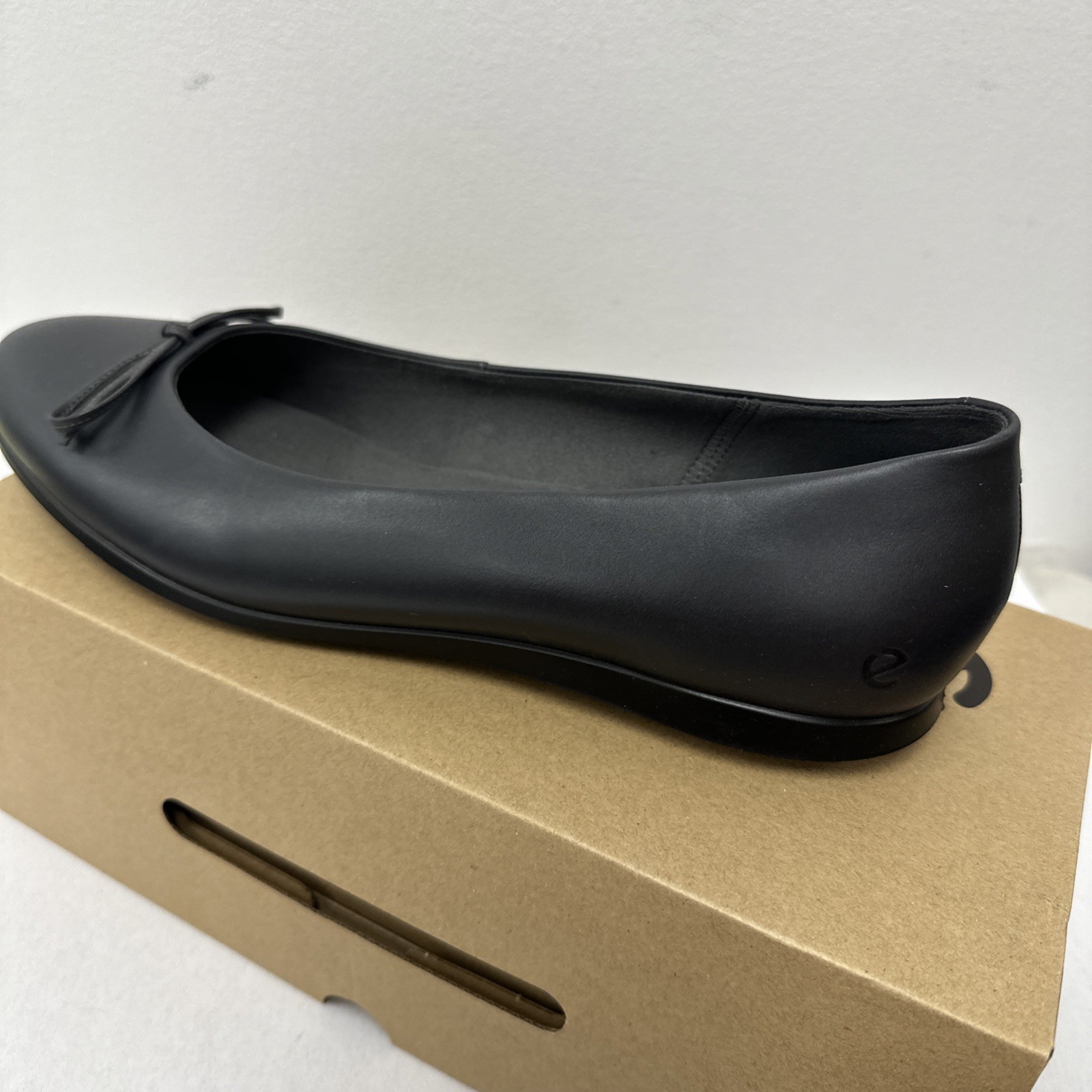 ECCO TOUCH BALLERINA FLAT | ARTICLE 271713 | COLOR: MAGNET | SIZE 10-10.5US