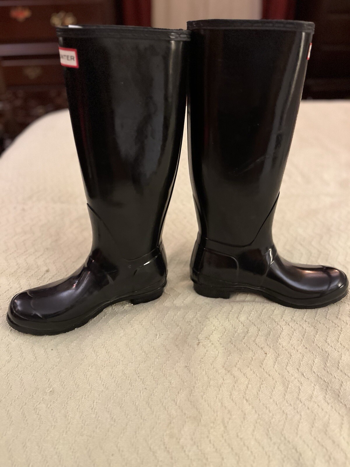 Hunter Original Tall Gloss Women’s Rain Boots – Black, 7 US