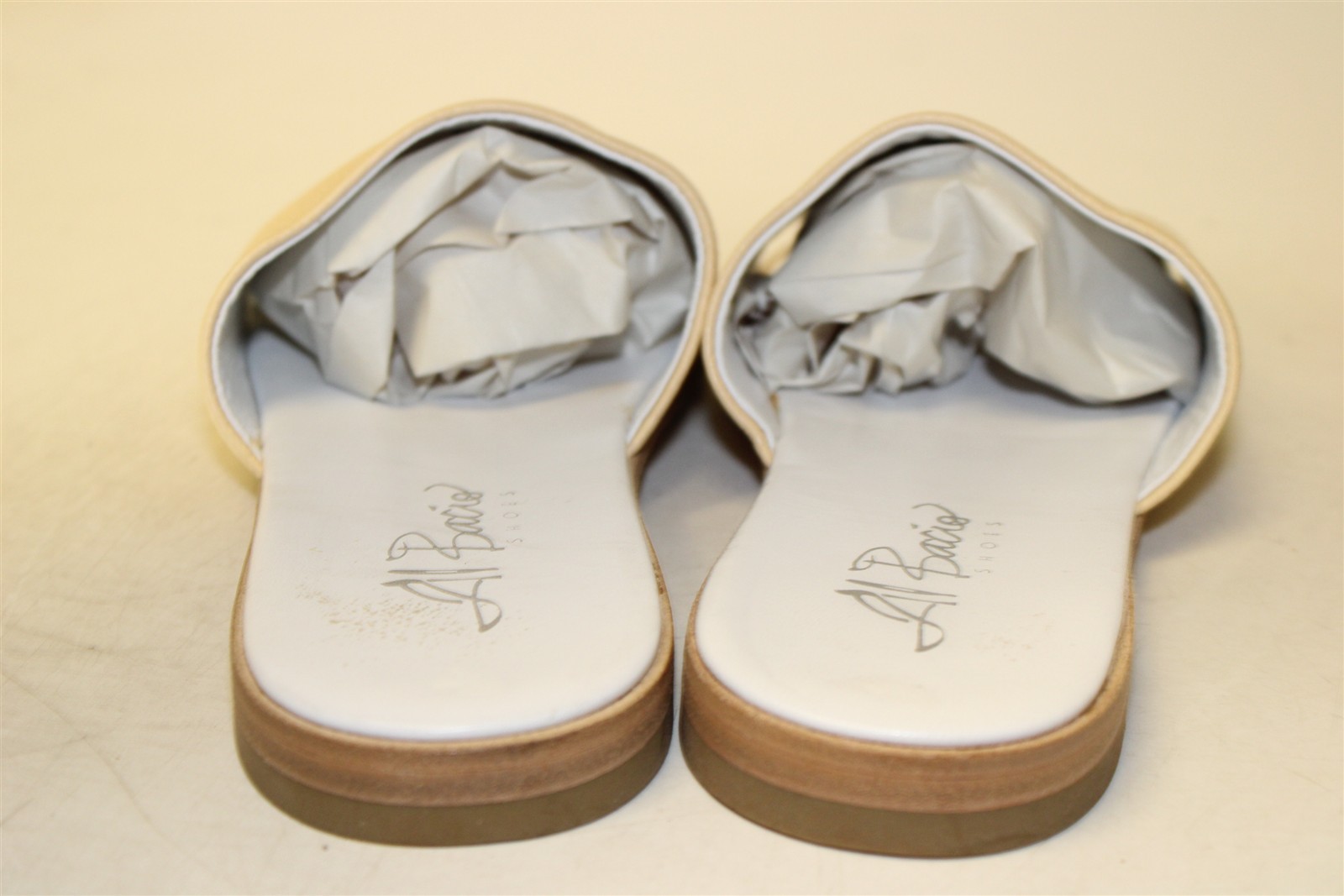Al Bacio Buttercream Leather Toe Post Slides Italy Made Womens 9 39 Shoes D057