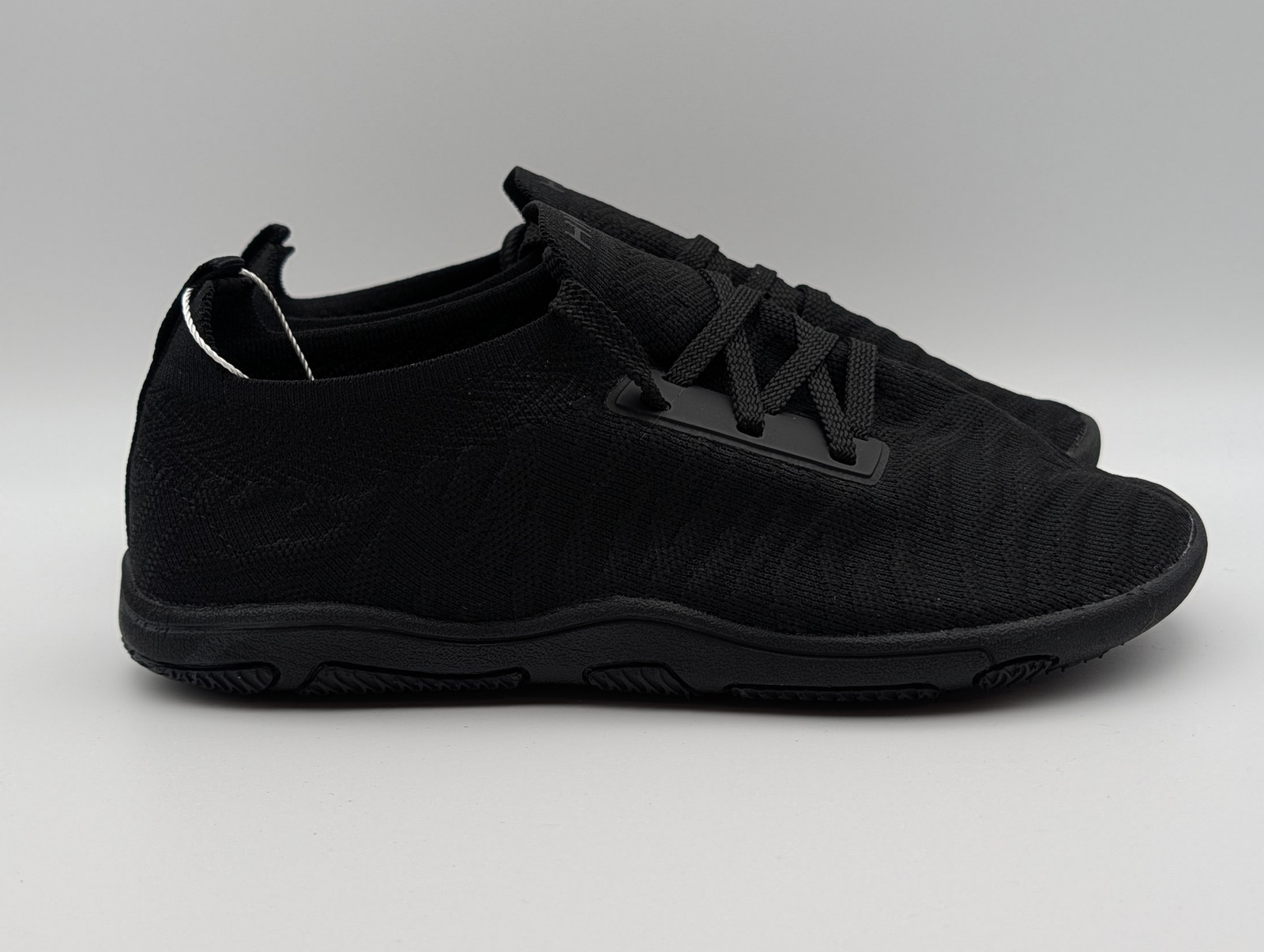 Hike Footwear Comforto Max Womens 6 Mens 4 EU36 Black Minimalist Barefoot Shoes