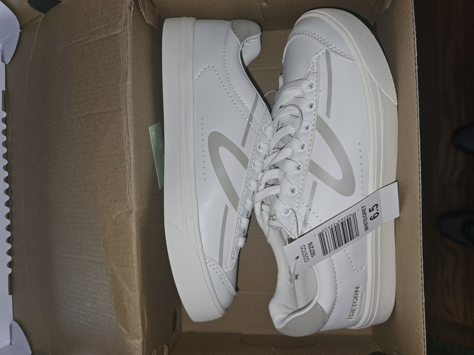 TRETORN Women’s Stadium 2.0 Fashion Sneaker 6.5M 8W BRAND NEW STILL IN THE BOX