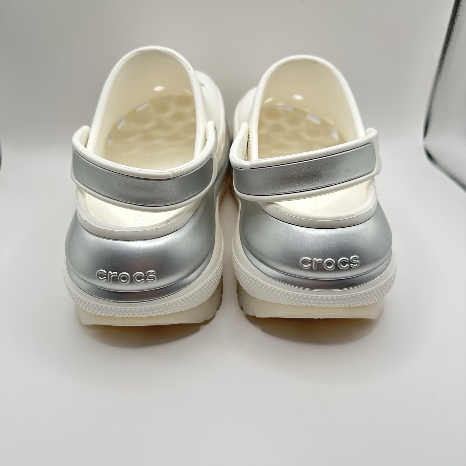 Crocs Mega Crush Metallic Clogs White Silver W10