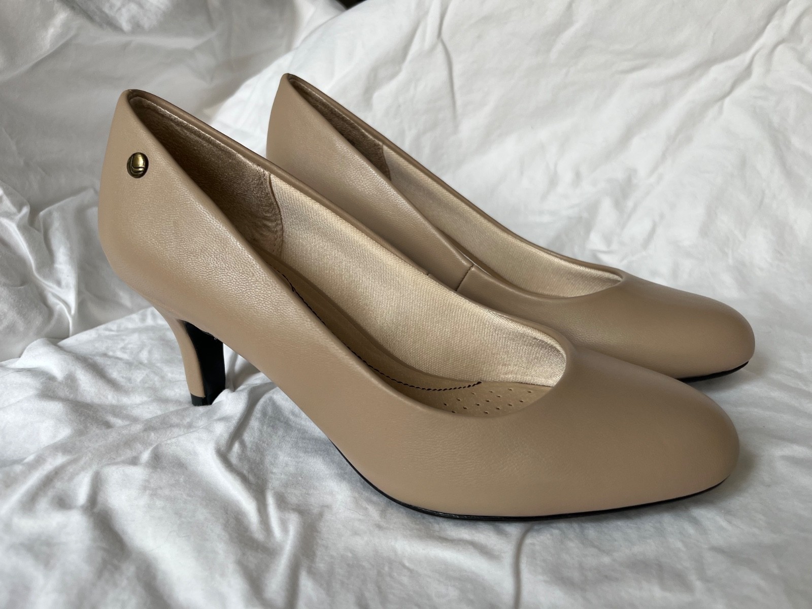 LifeStride Parigi Pumps Taupe Vinci Dress Comfort Heels Women’s 6M-Never Worn