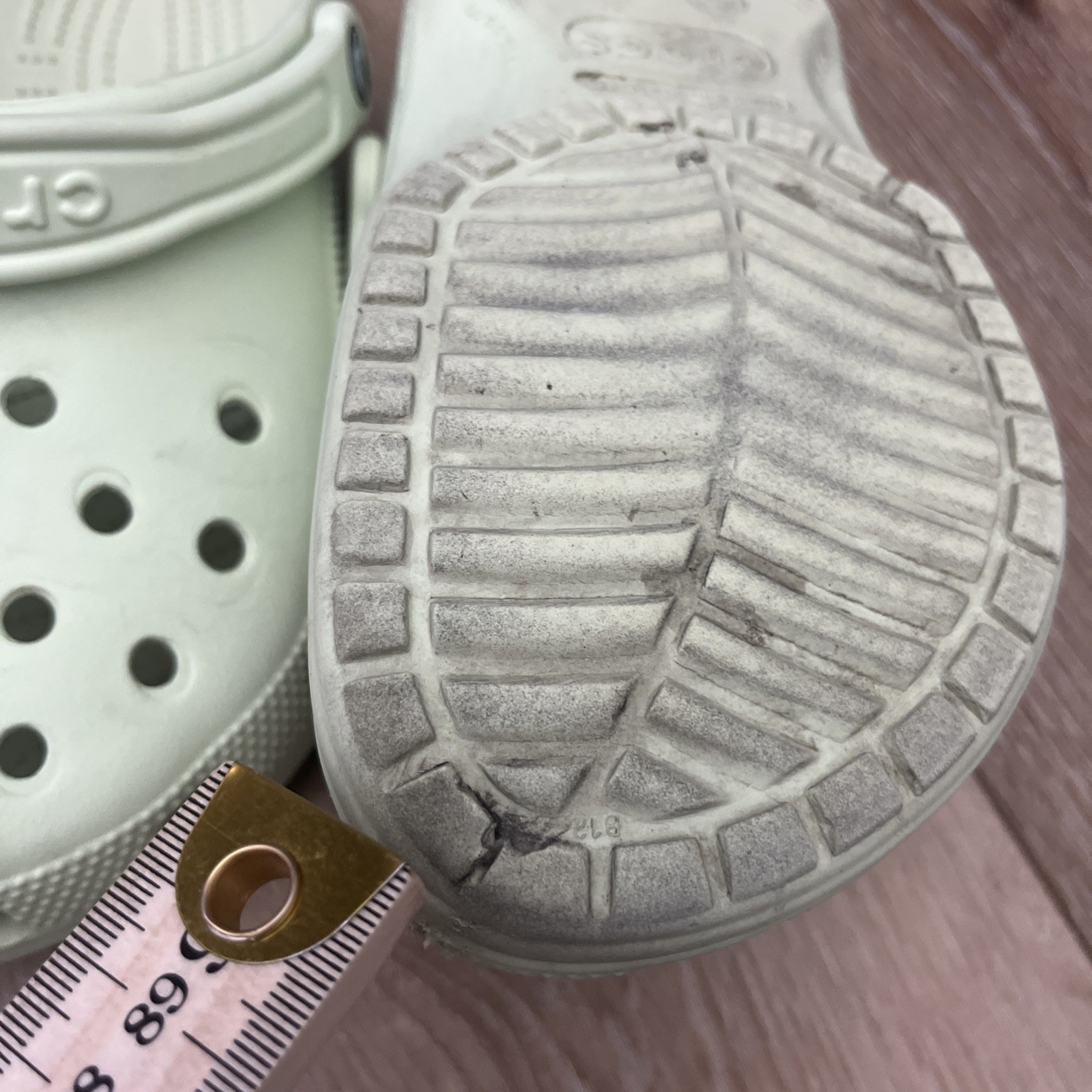 EVA foam clogs, Crocs Classic Clog, Celery/ Mint Green Size 8