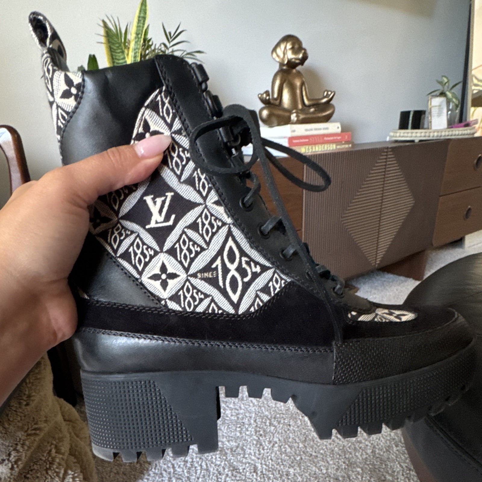 Louis Vuitton Women’s Boots Size 38