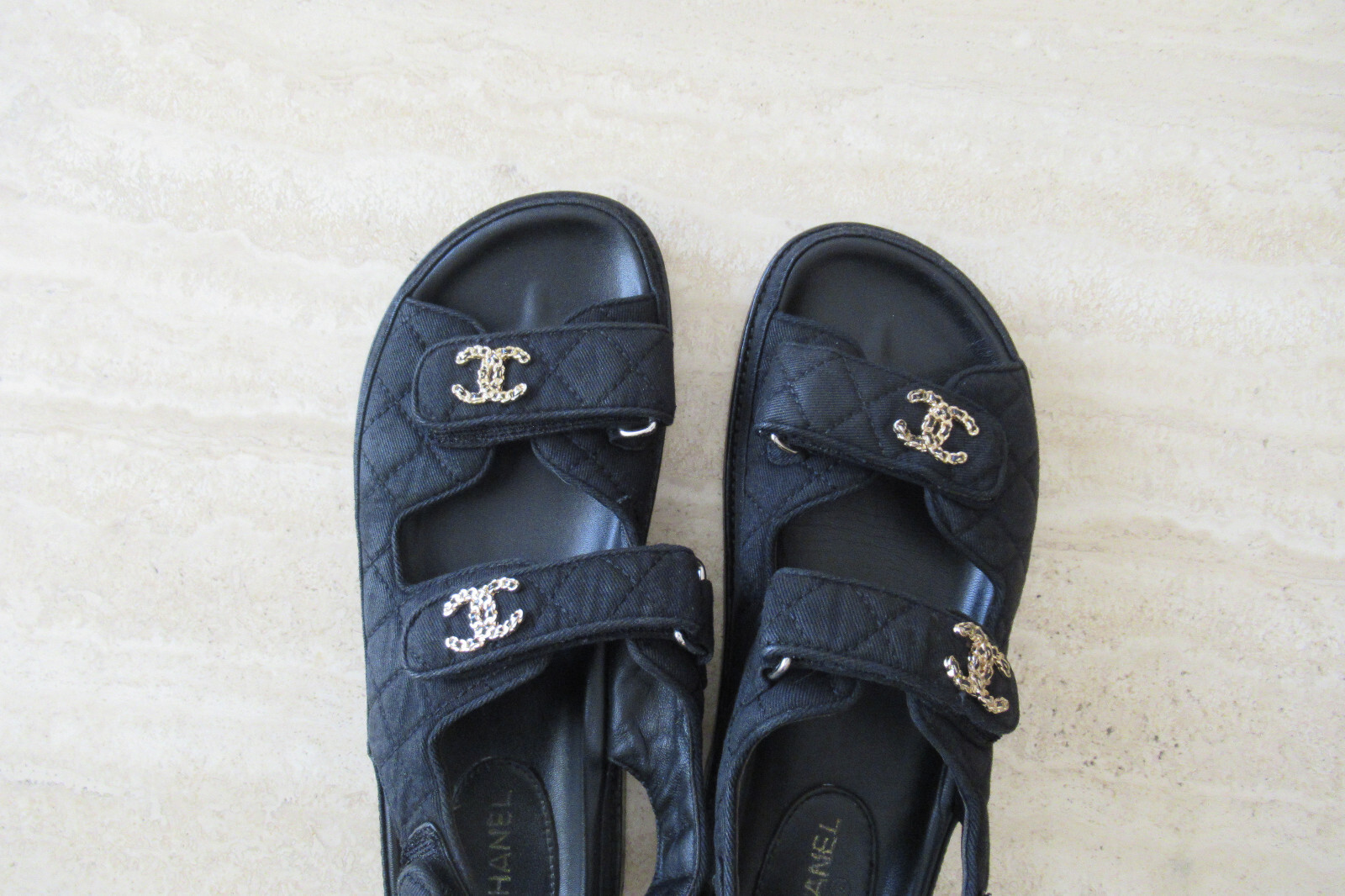 AUTH CHANEL DAD QUILTED FABRIC BLK «CC» SANDALS FLAT SZ «40» C RET$2300 BARGAIN!