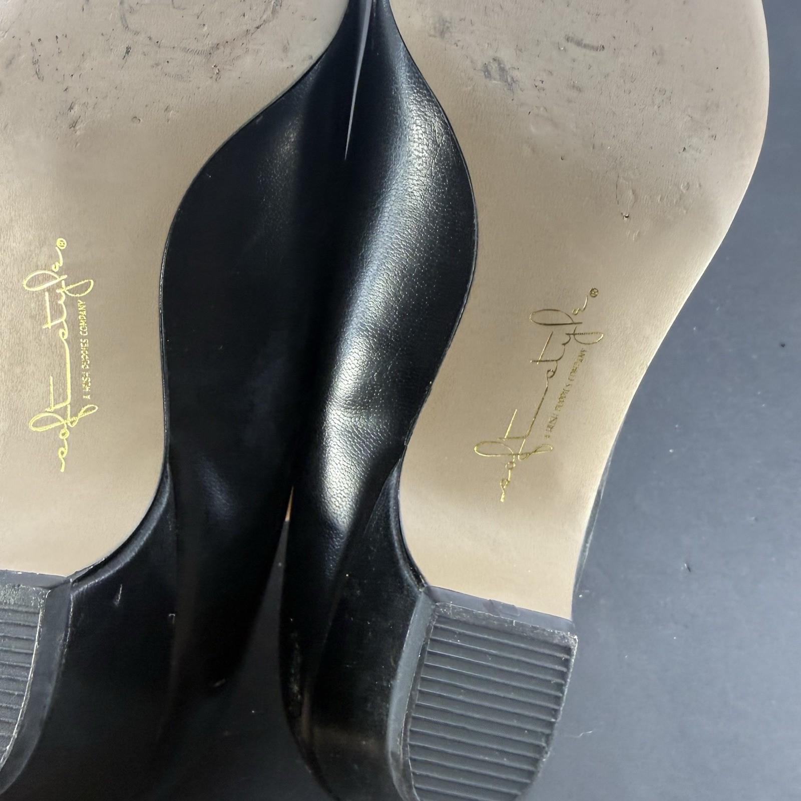 Soft Style By Hush Puppies Angel II Black Dress Pumps Size 7 Low Heel
