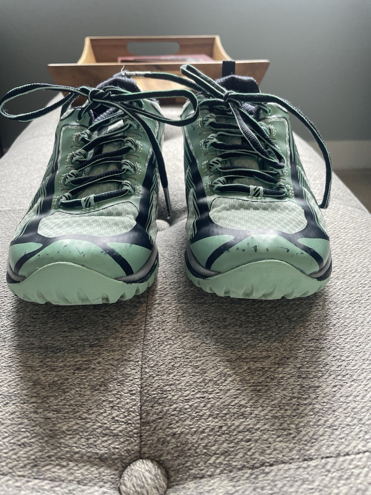 Merrill Women’s Mint Green And Navy Blue Water Resistant Sneakers Size 5.5