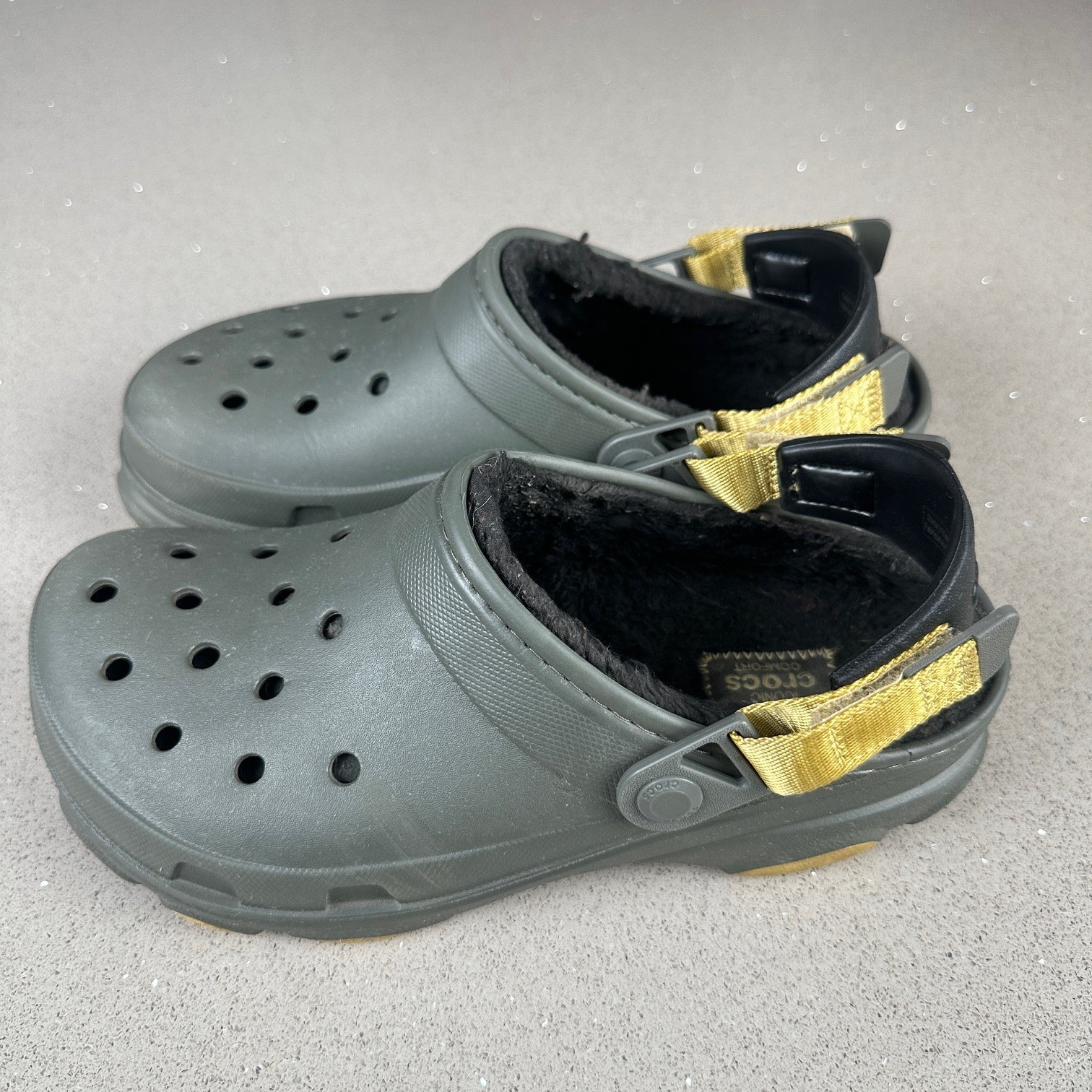 CROCS Mens 6 Womens 8 ALL-TERRAIN LINED CLOG DUSTY OLIVE Adjustable Heel Strap