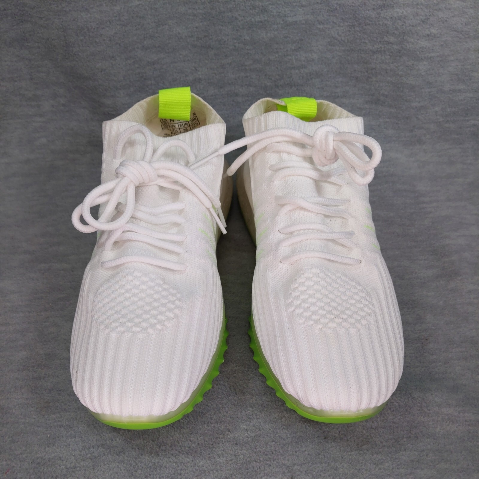 Danskin Positive Women’s Size 5.5 Light Comfort Sneakers White Neon Green Shoes