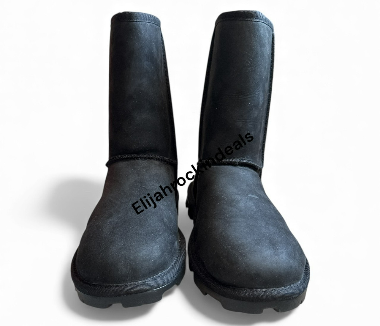 NEW UGG ESSENTIAL SHORT LEATHER BLACK BOOTS SIZE 9 1111513