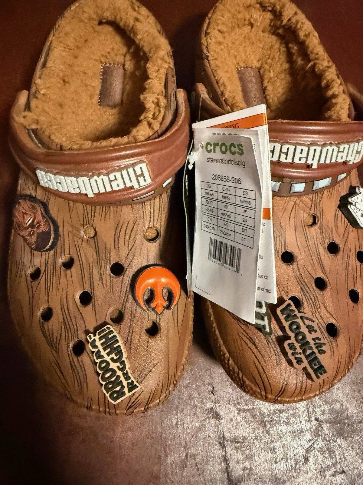 Crocs Star Wars Chewbacca Classic Fur Lined Clogs Espresso Women’s Sz 8 NWT