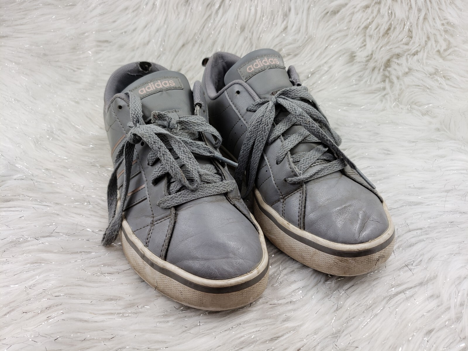 ADIDAS B74283 Gray Athletic Shoes Womens Size US 7 EU 38 2/3