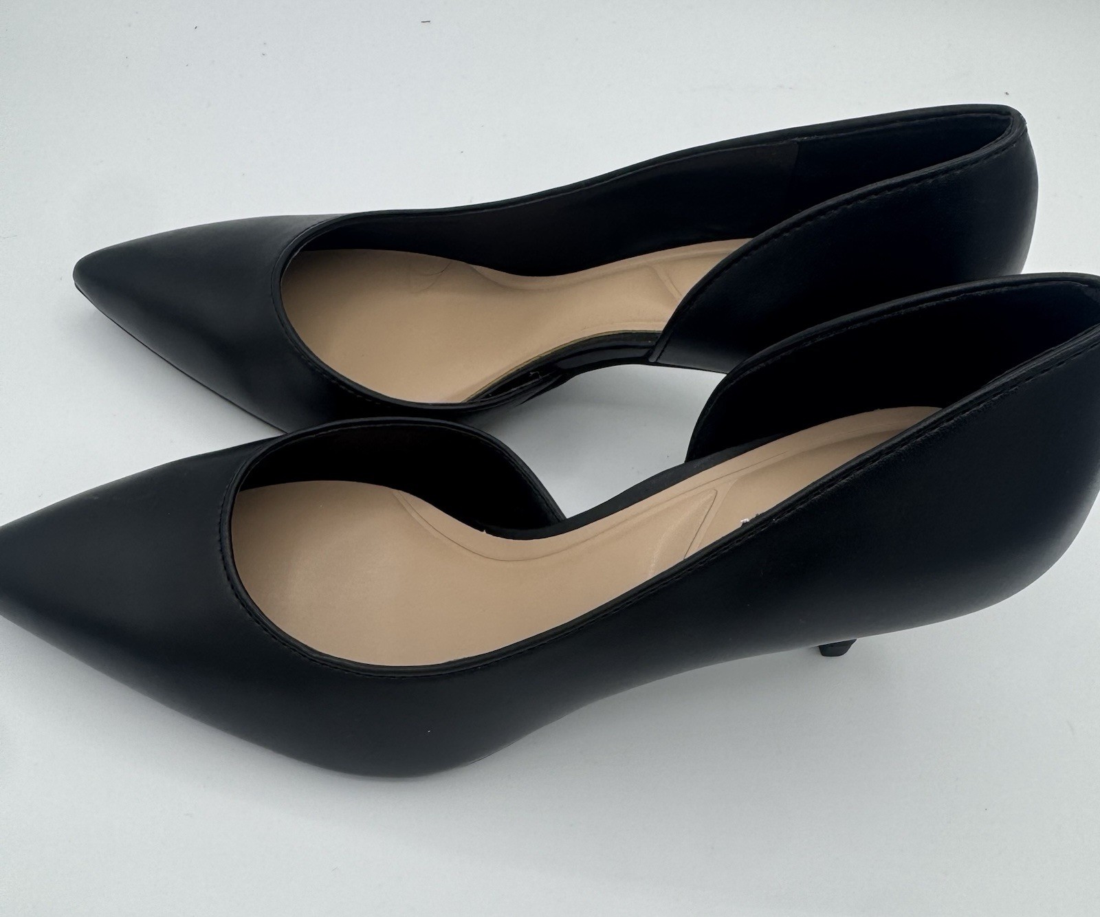 Women’s Mid Heel Black Kelly and Katie Shoes Size 7