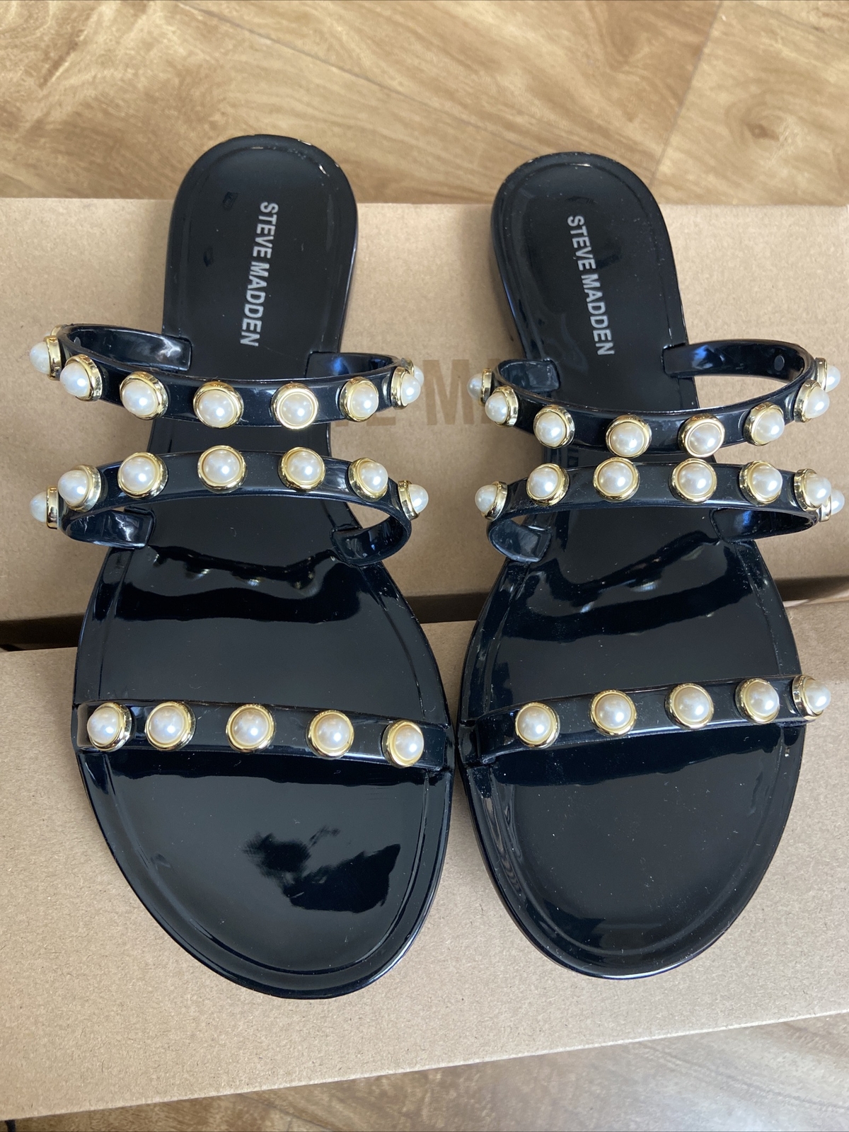Steve Madden Studded Pearl Embellishment Flat Sandals, Yalsa Black Size 7