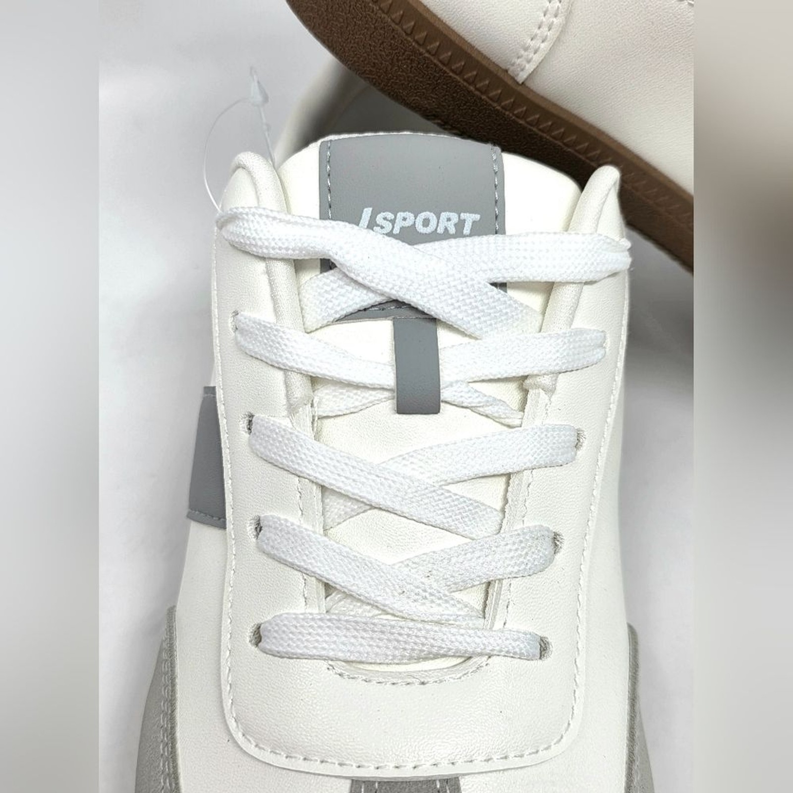 JSport Cecily Casual Sneaker Suede White Grey Low Top Women’s Size 10 NIB