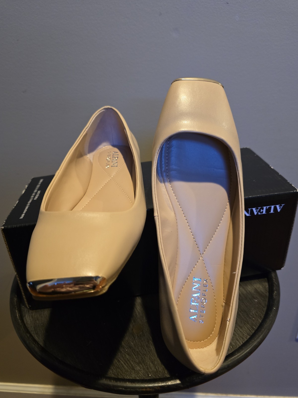 Alfani Nude Square Toe Cap Toe Metallic Slip-On Flats Women’s Size 5.5