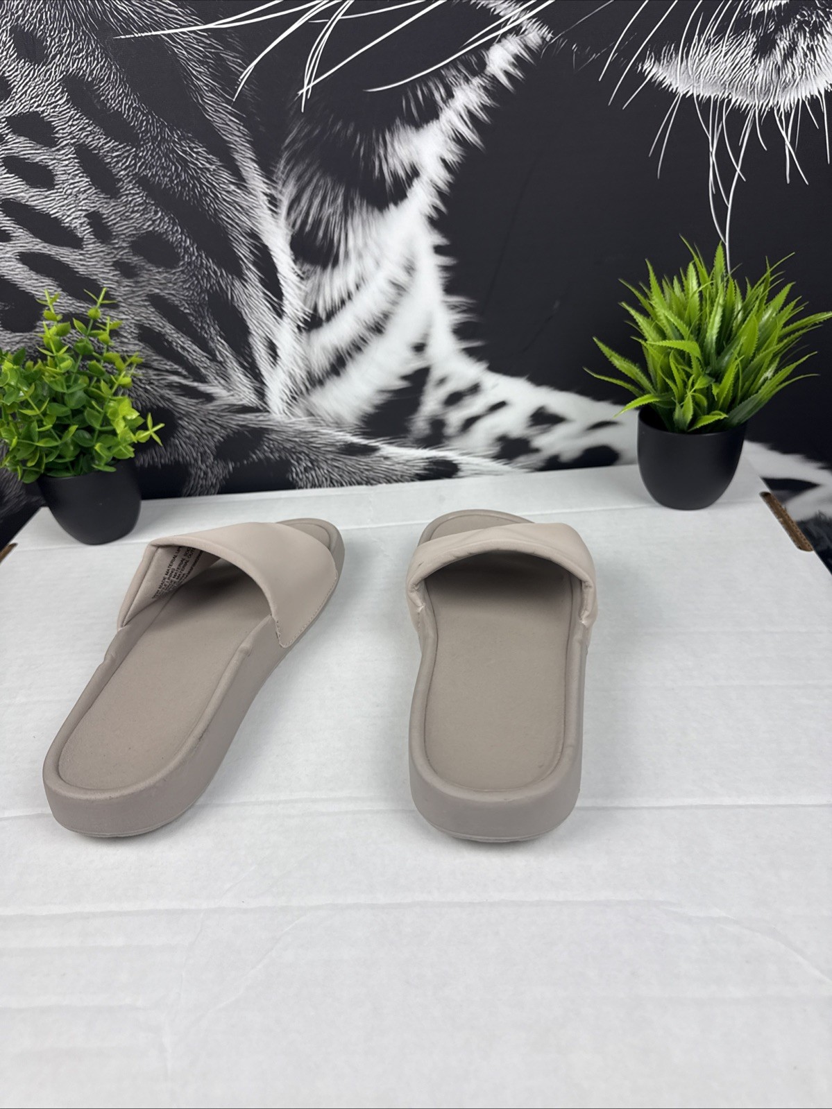 Cool sandals size 6 new Beige
