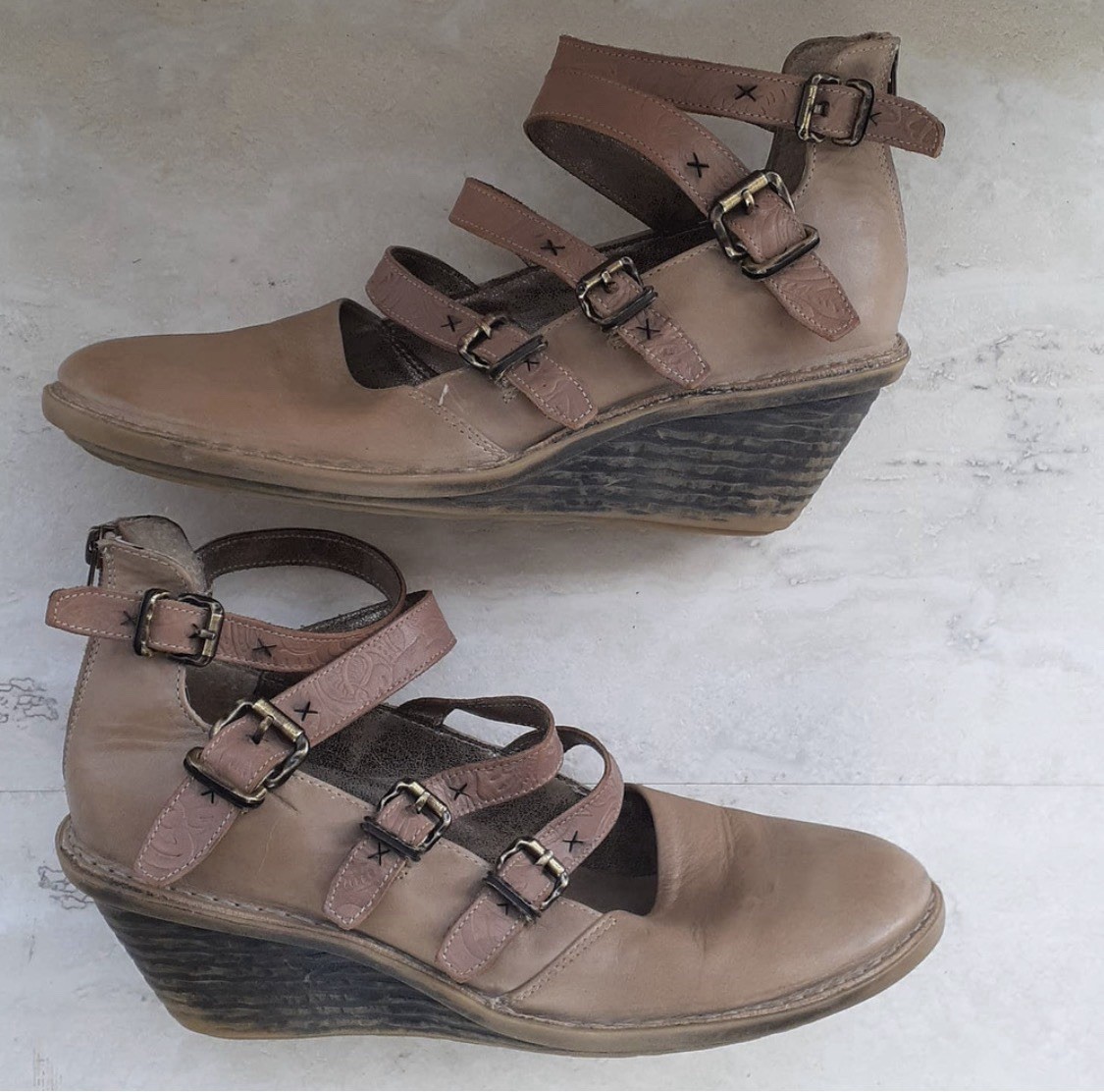 OTBT Biker Wedge Mary Janes Rounded Toe 100% Leather Size 11 Back Zip