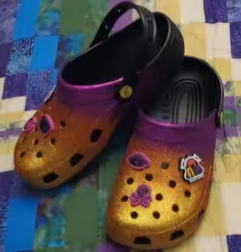 Crocs Classic Disney Hocus Pocus Clog Purple Gold US W7/M5, W8/M6 NEW NWT