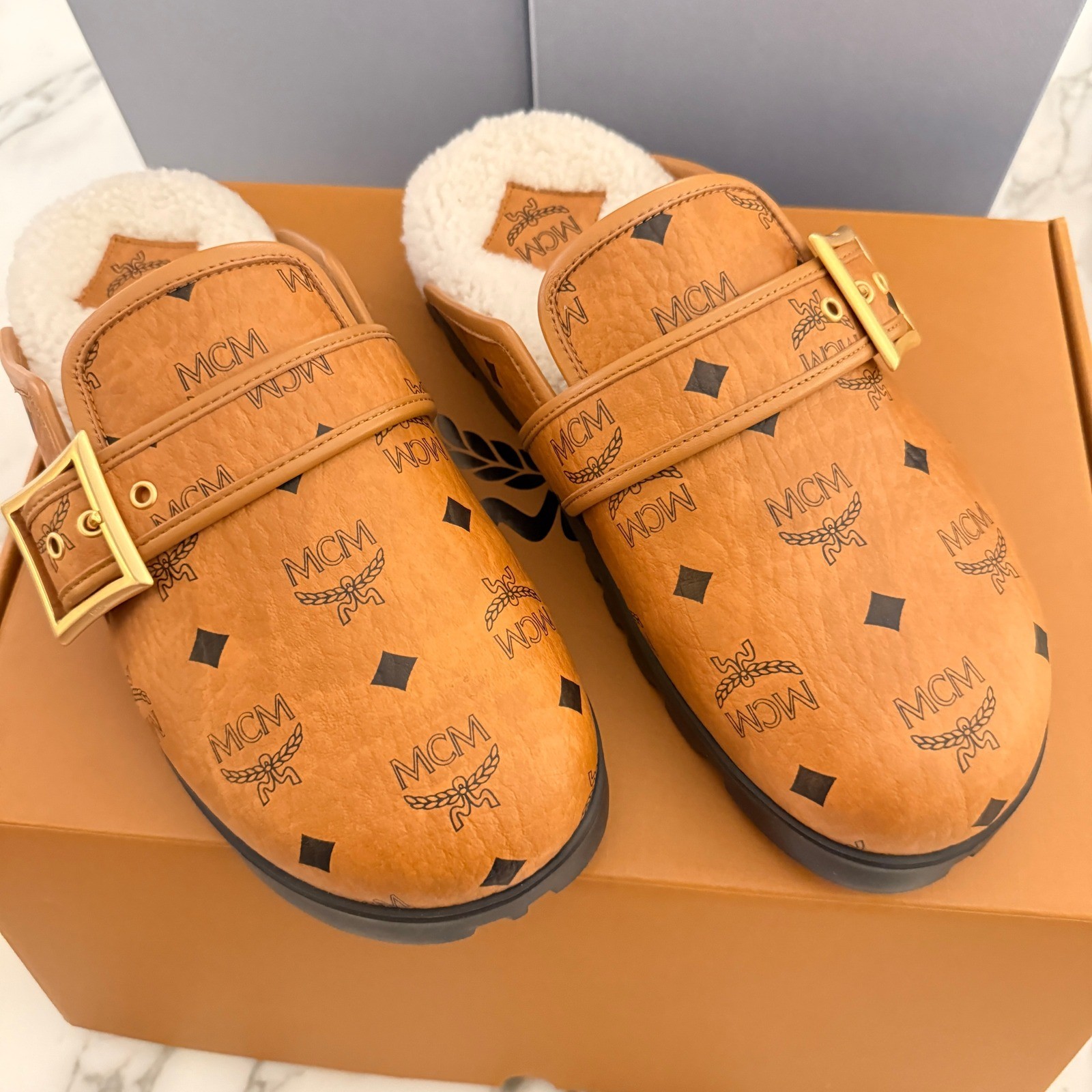 MCM Women’s Cognac Visetos Shearling-lined Buckle Clogs Flat Mules Shoes Size 37