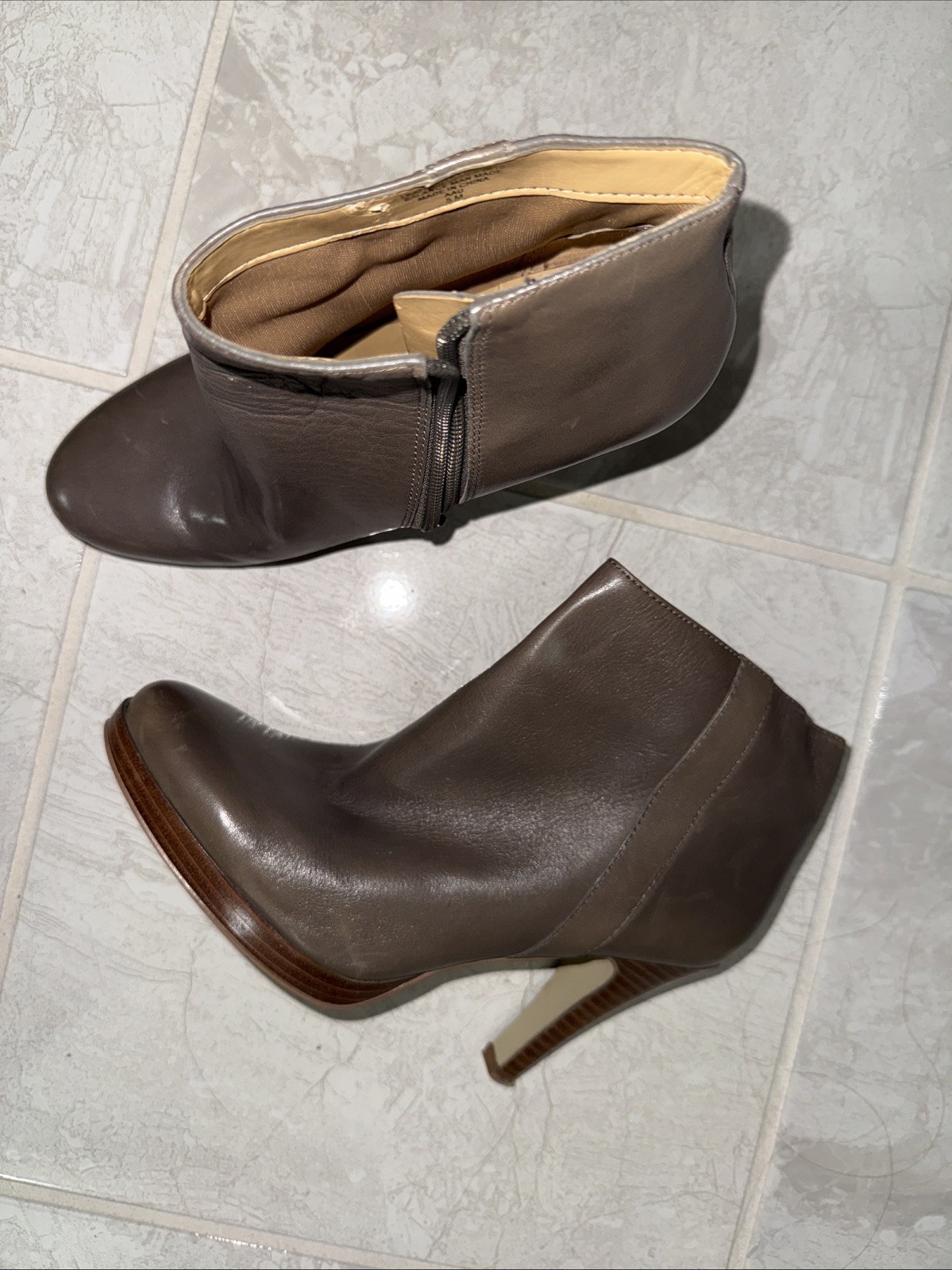 Nine West Womens Trivetto Ankle Boots Booties Brown Taupe Bootie Zip 5