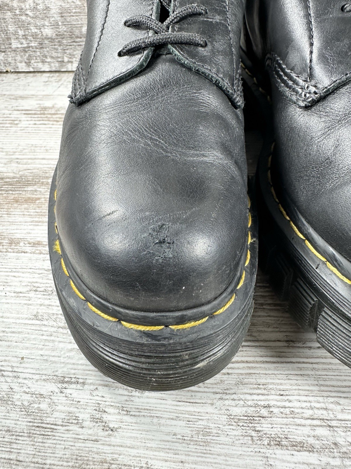 Women’s Dr. Martens Audrick 8-Eye Black Leather Punk Grunge Combat Boots Sz 9