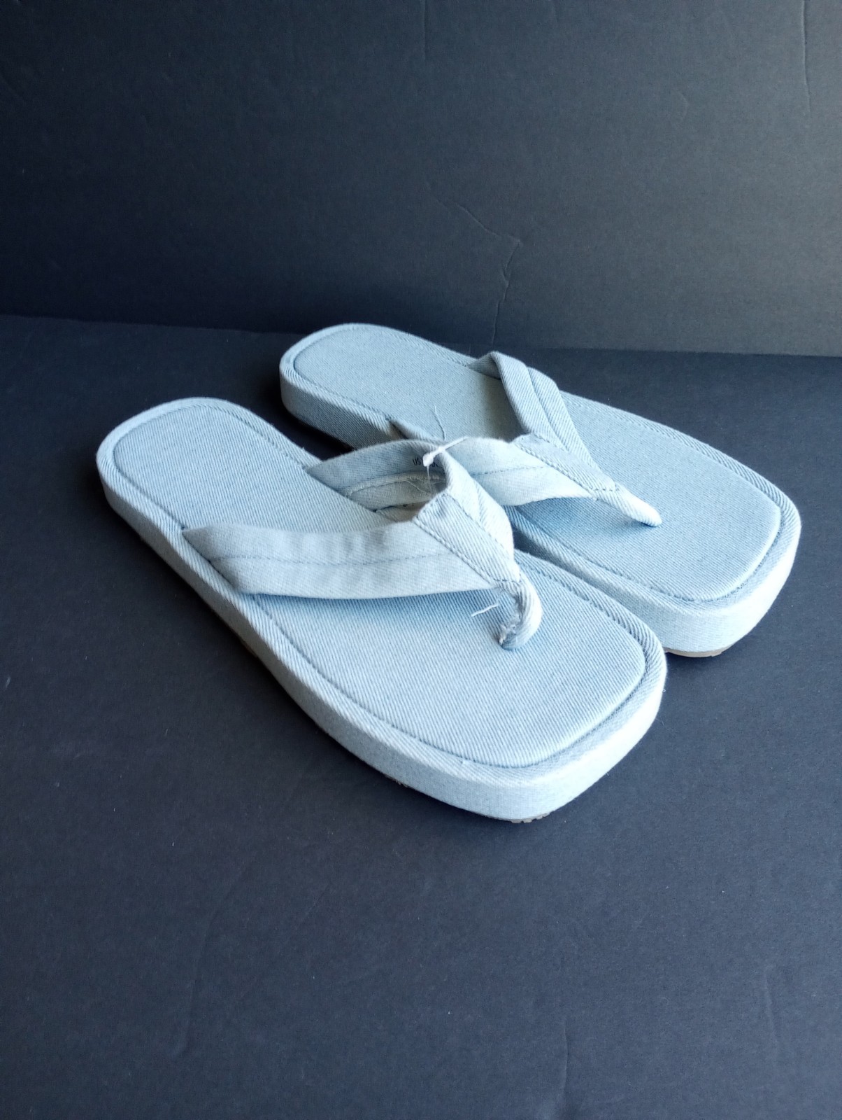 NWT Aerie Square Toe Flip Flop Denim Size 7